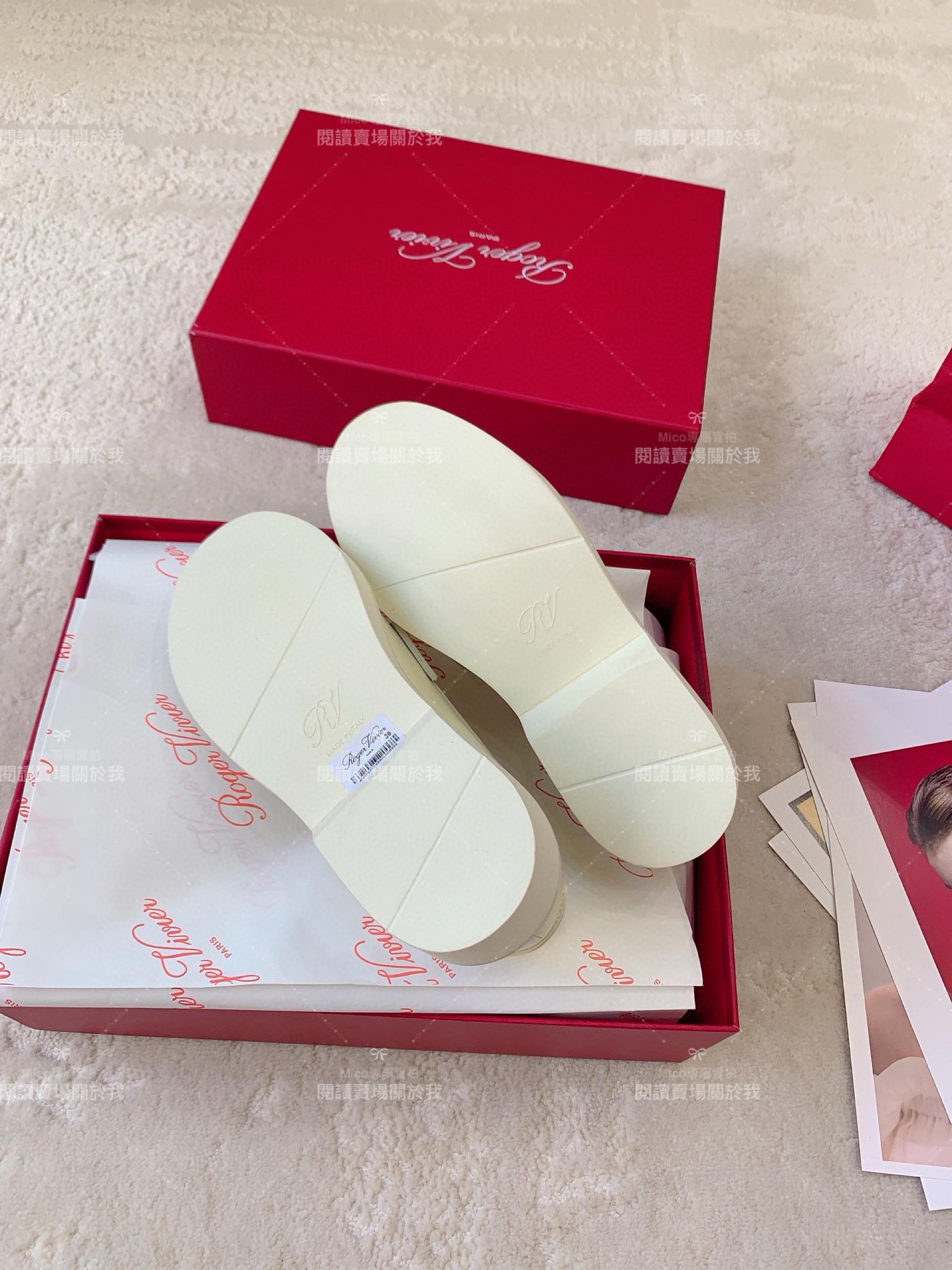 Roger Vivier | RV Yorkdale 奶油白/方釦 新款樂福鞋 休閒鞋/女鞋 35-40