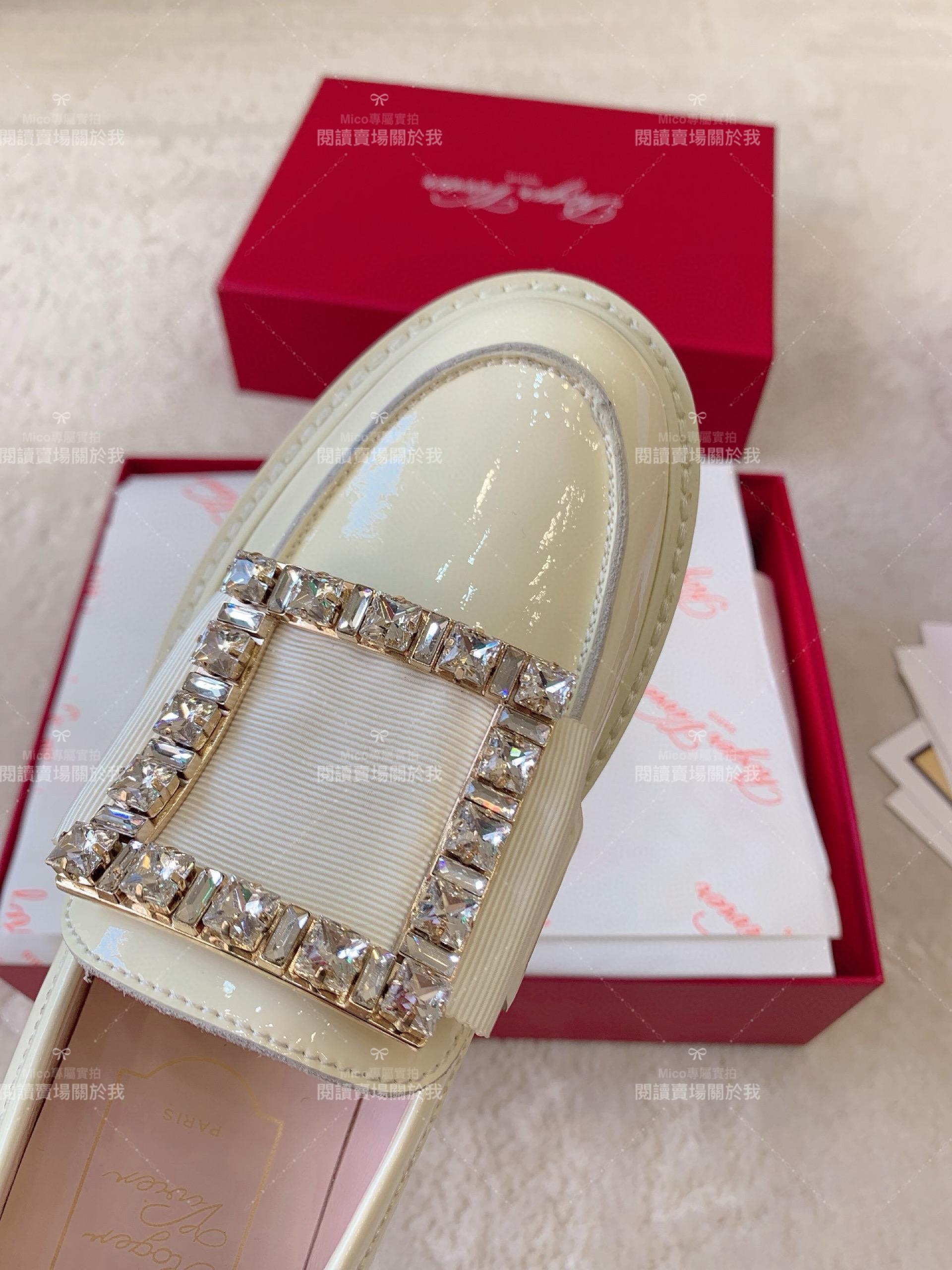 Roger Vivier | RV Yorkdale 奶油白/鑽釦 新款樂福鞋 休閒鞋/女鞋 35-40