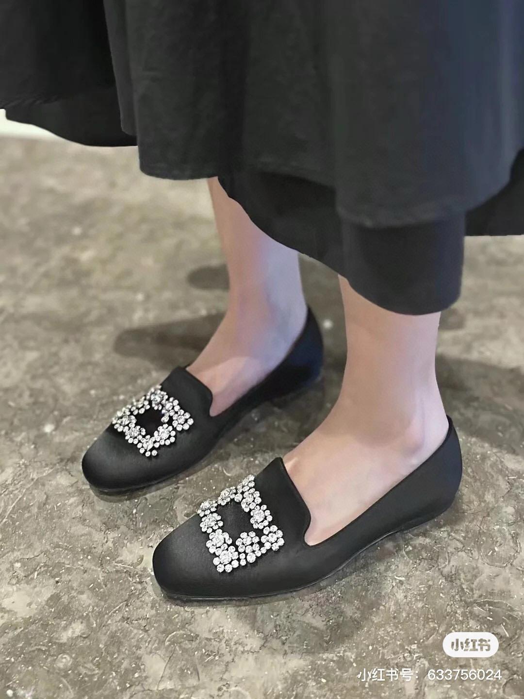 Roger Vivier | RV 真絲黑 珍珠鑽扣平底樂福鞋 34-40