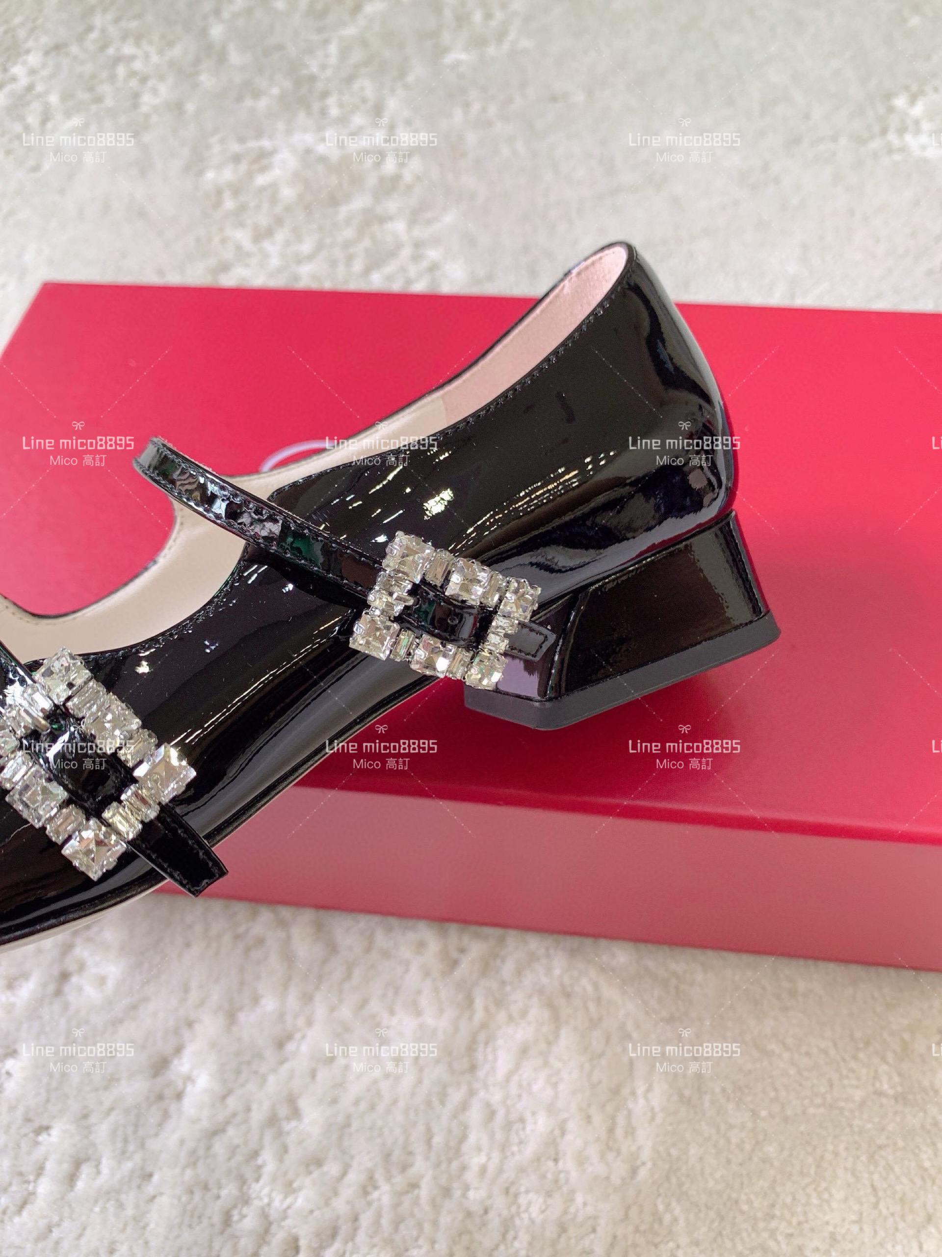 Roger Vivier | RV 雙綁帶設計 水鑽釦 低跟黑色漆皮瑪麗珍圓頭娃娃鞋 34-40 2.5cm