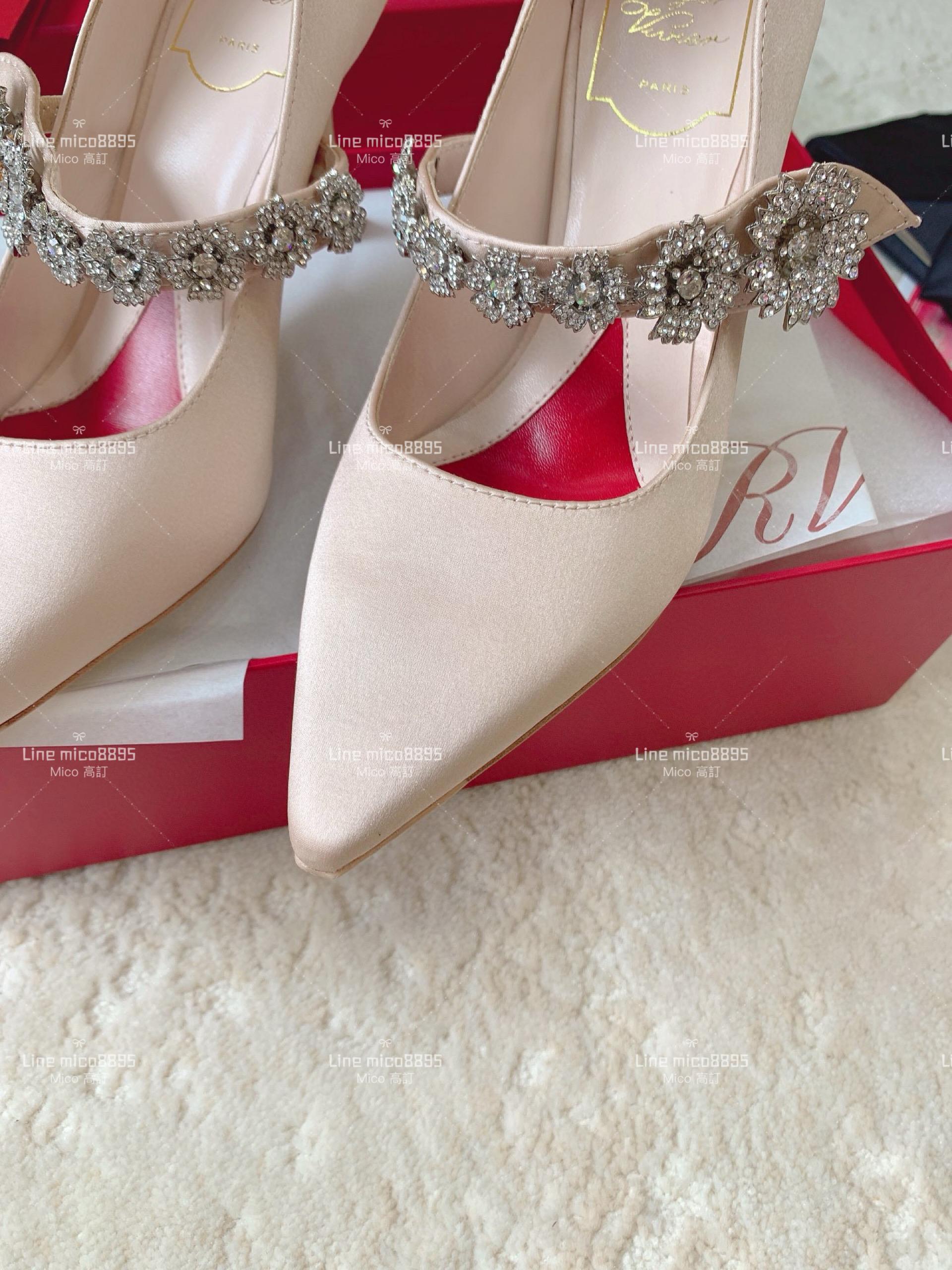 Roger Vivier | RV 杏色真絲 花朵鑽釦高跟鞋 34-40 8.5cm