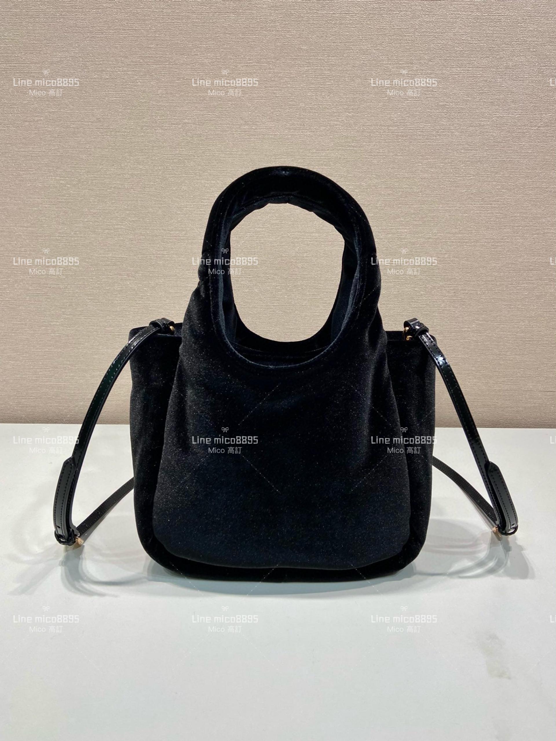 PRADA 黑色絲絨手提斜跨迷你水桶包 17cm