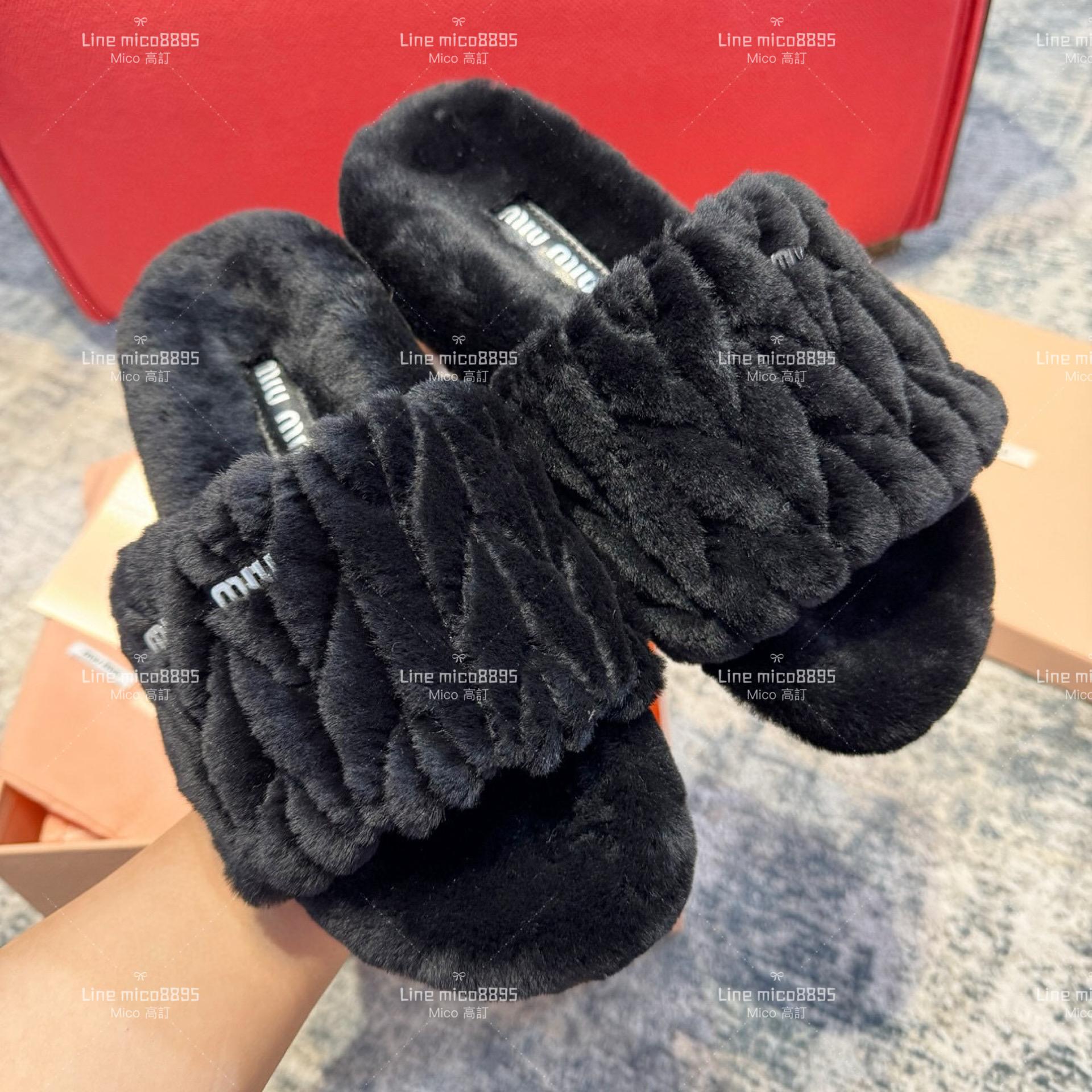 Miu miu 秋冬新品 字母羊毛拖鞋 黑色 純皮毛一體羔羊毛拖鞋 毛毛拖 35-39