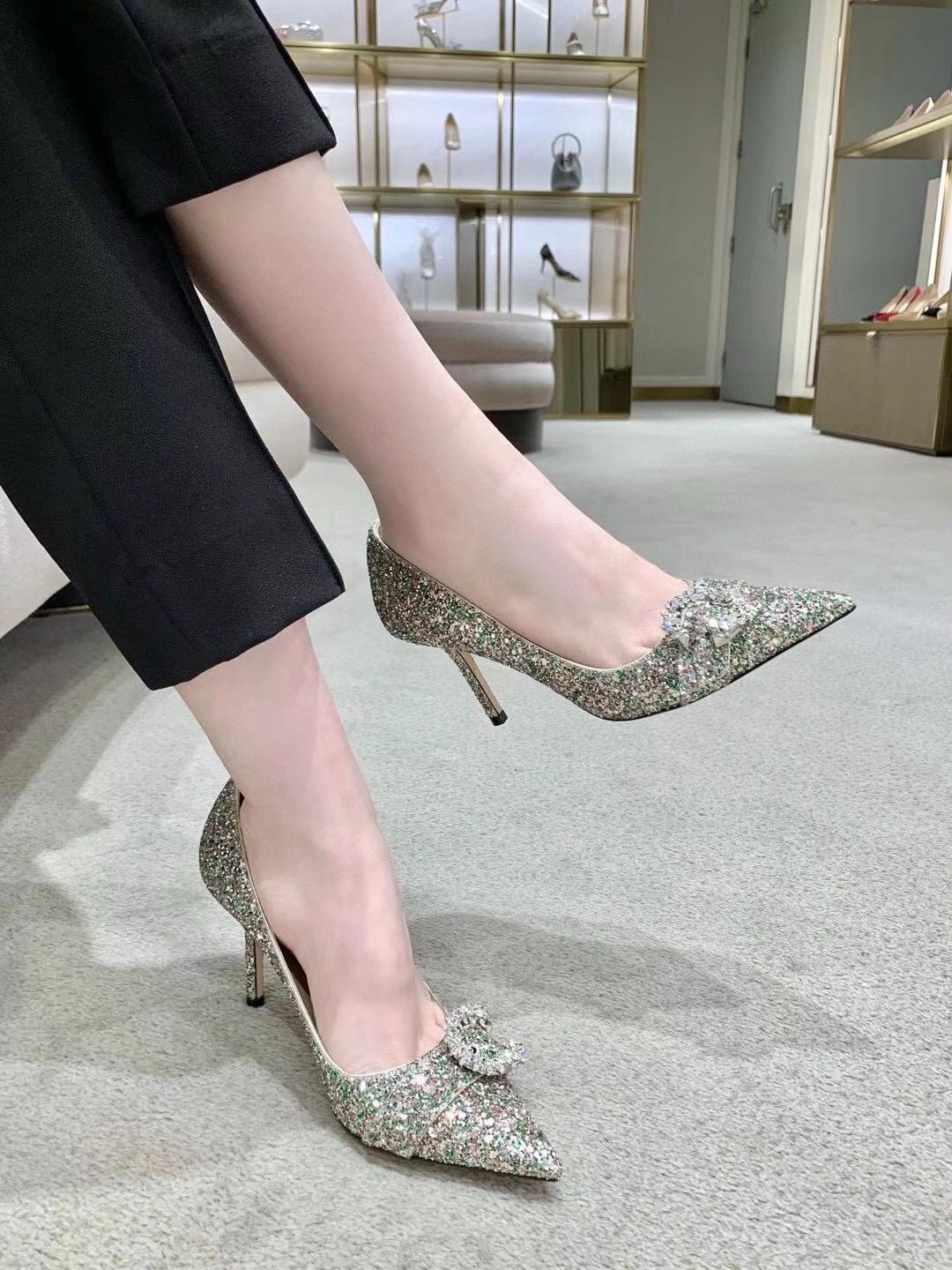 JIMMY CHOO 小尖頭 銀色亮片C釦水鑽高跟鞋 8.5cm 35-40