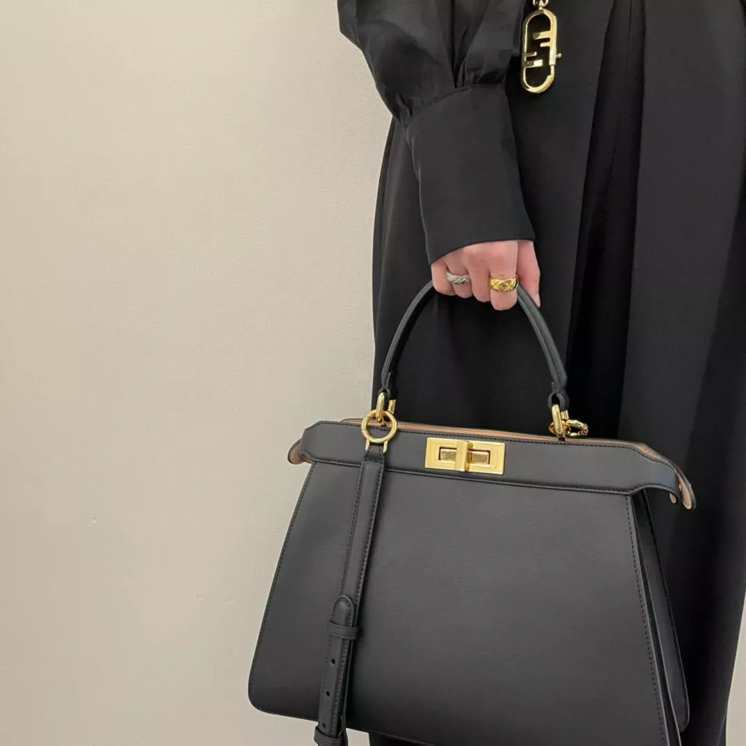 Fendi 芬迪 全新大號 黑色 peekaboo 風琴包/梯形包 33cm