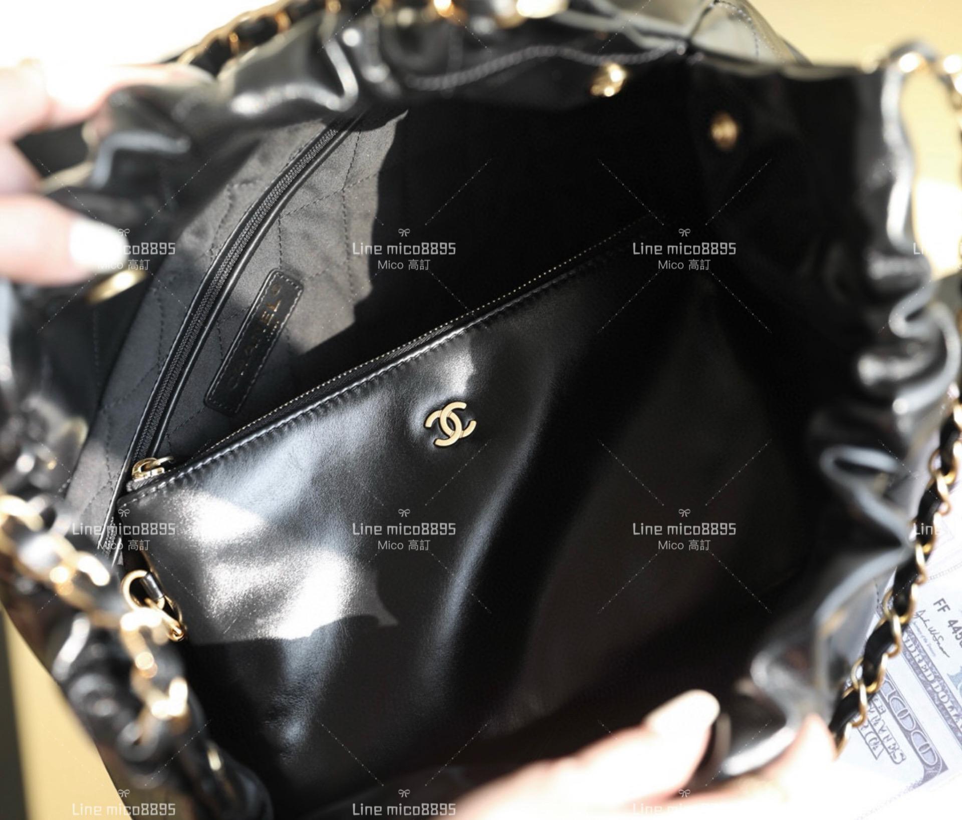 CHANEL 新款22Bag 橫款22包 牛皮黑色/金釦 購物包 30*45cm