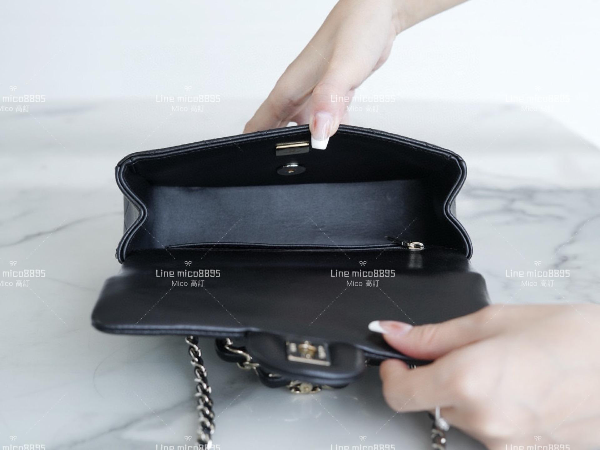 CHANEL 雙C金屬穿皮手柄Handle bag 淡金釦/小羊皮 20cm