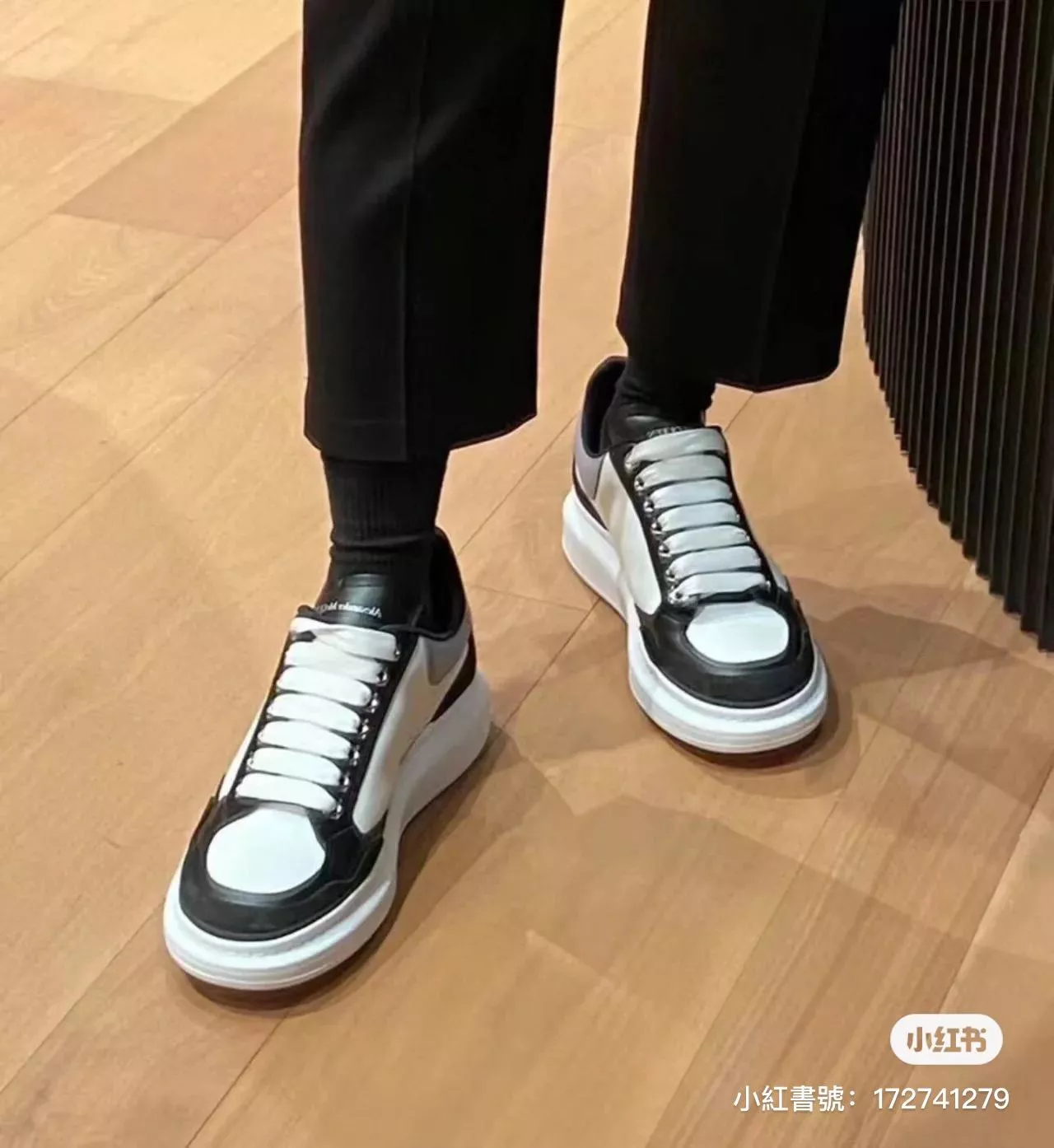 情侶款 Alexander McQueen MCQ麥坤/麥昆 黑灰白 簡約百搭休閒鞋 35-44