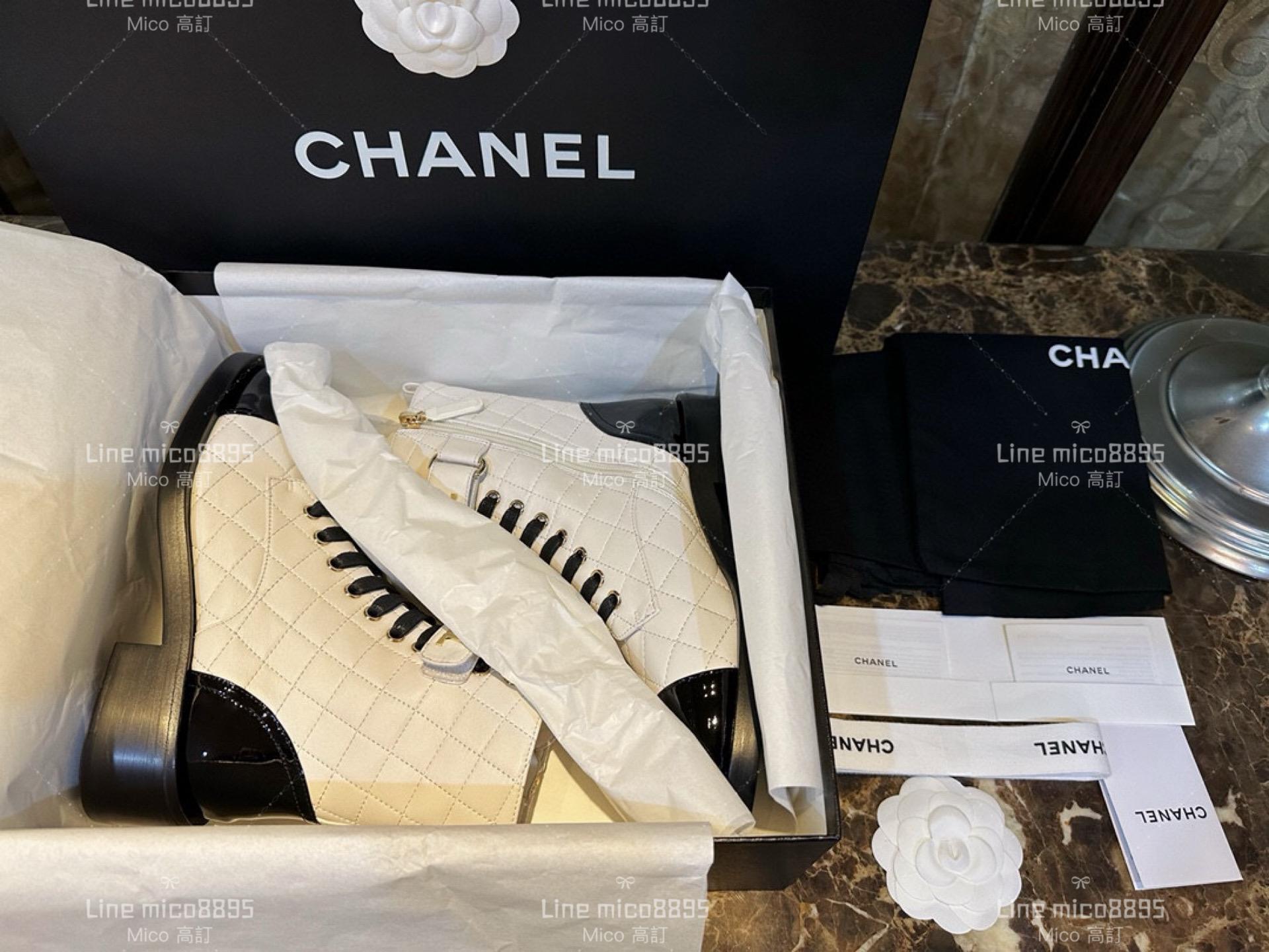 高訂款▫️CHANEL 𝟐𝟑𝐚 黑白配色羊皮字母機車靴 短靴 35-41