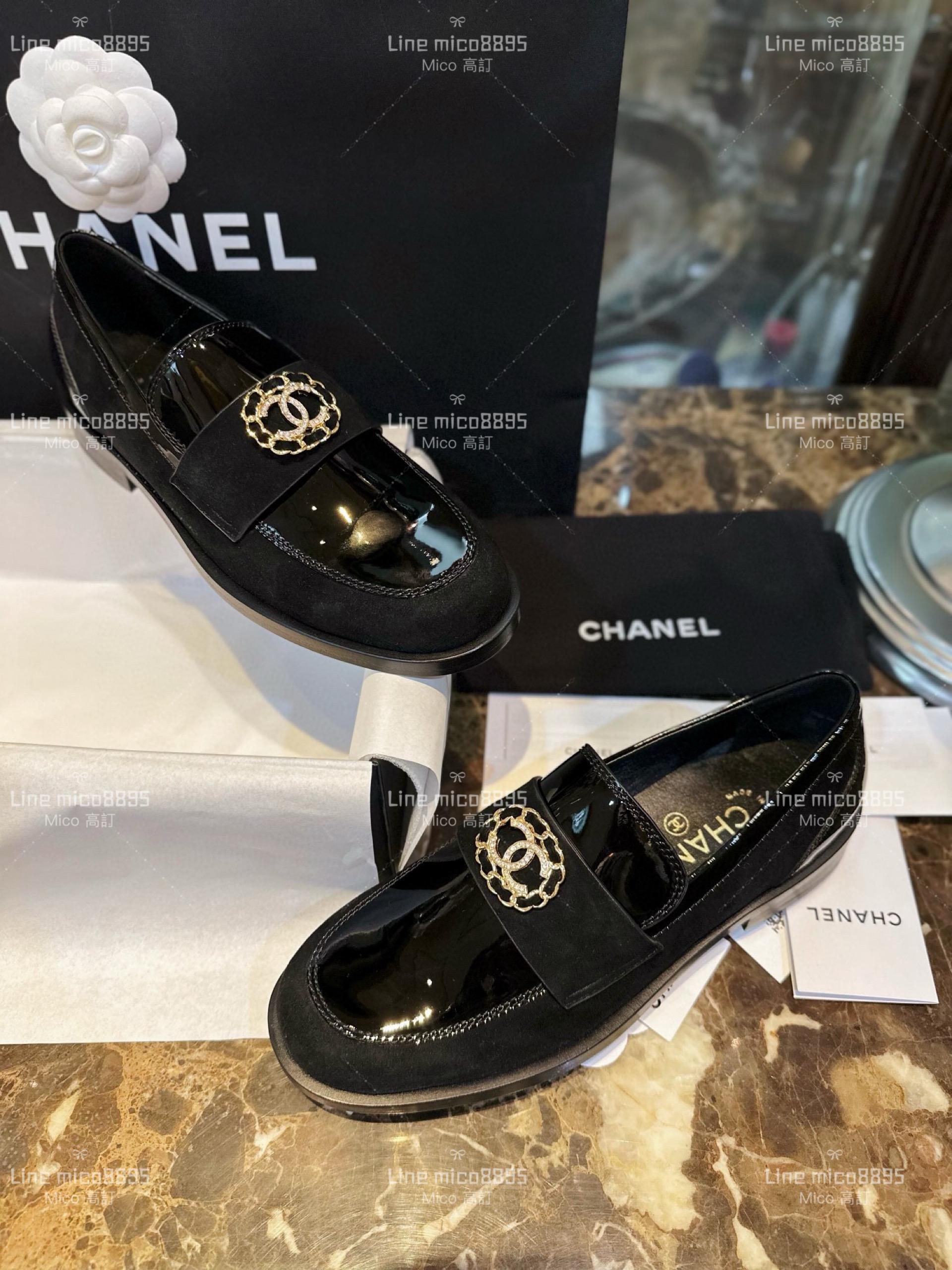 高訂款▫️CHANEL 𝟐𝟐𝐤 黑色漆皮樂福鞋 平底鞋 35-41