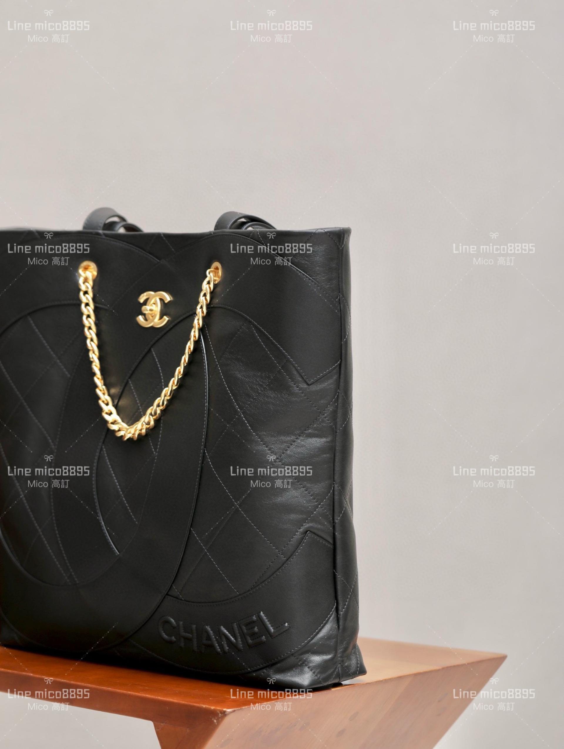 CHANEL 23c（雙C大logo tote 購物袋）黑色牛皮 尺寸：41*44*8Cm