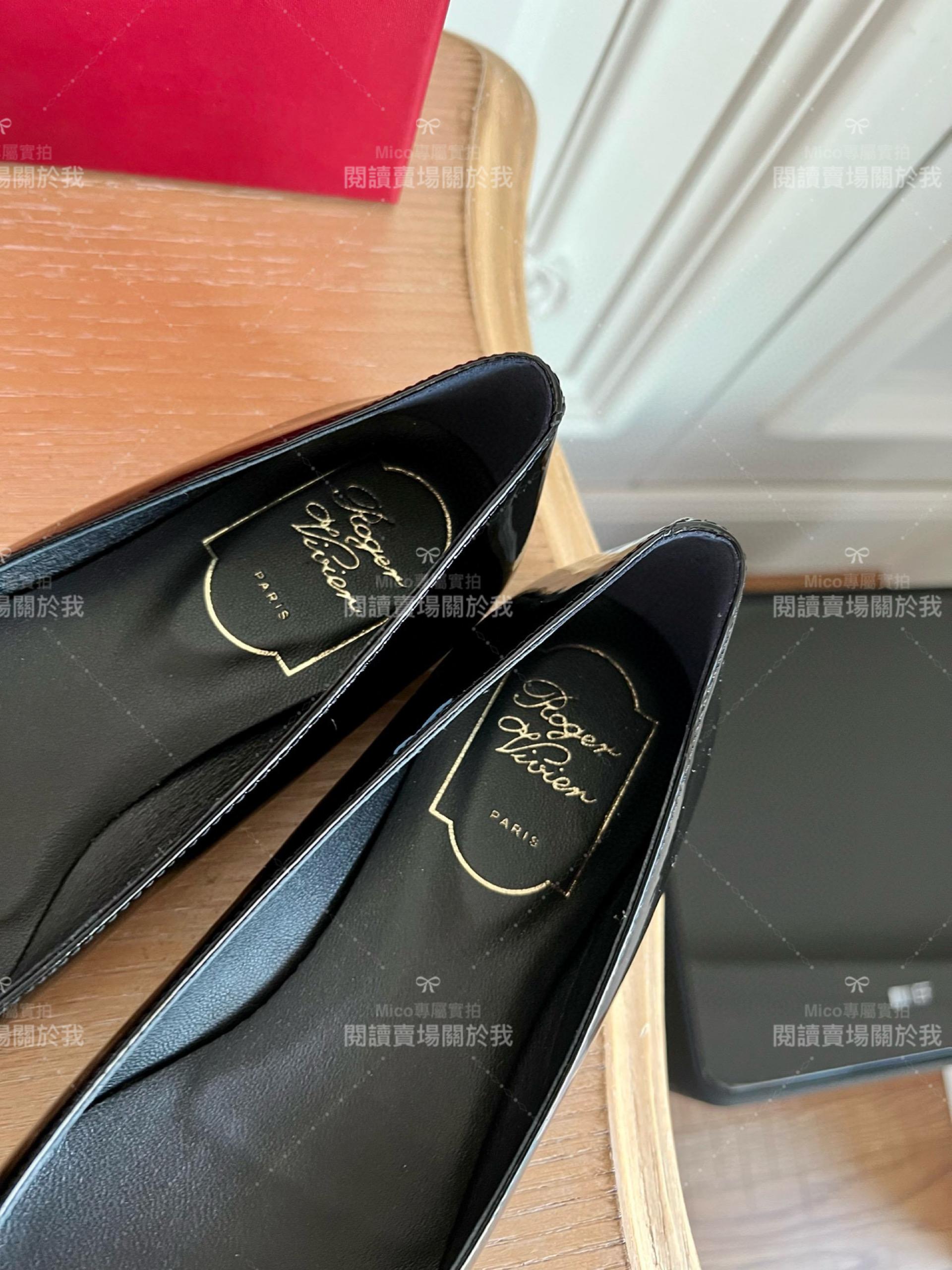 Roger vivier Trompette 黑色漆皮金屬搭扣芭蕾舞平底鞋 女鞋 35-39