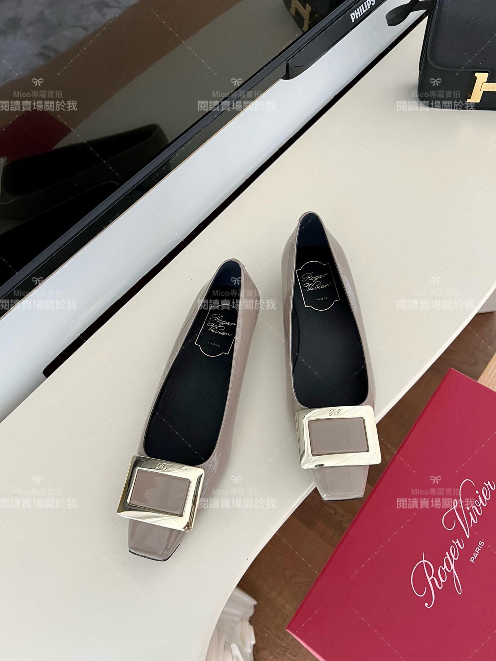 Roger vivier Belle Vivier 大象灰 漆皮金屬搭扣芭蕾平底鞋 35-39