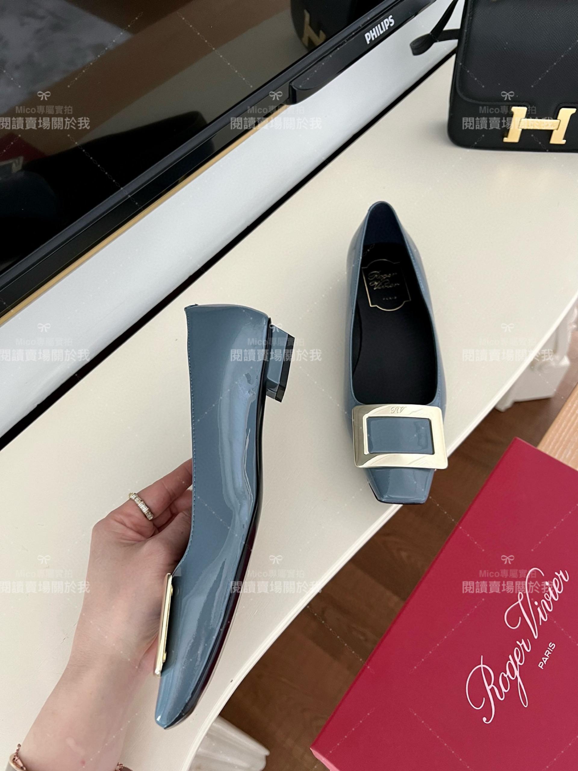 Roger vivier Belle Vivier 霧霾藍 漆皮金屬搭扣芭蕾平底鞋 35-39