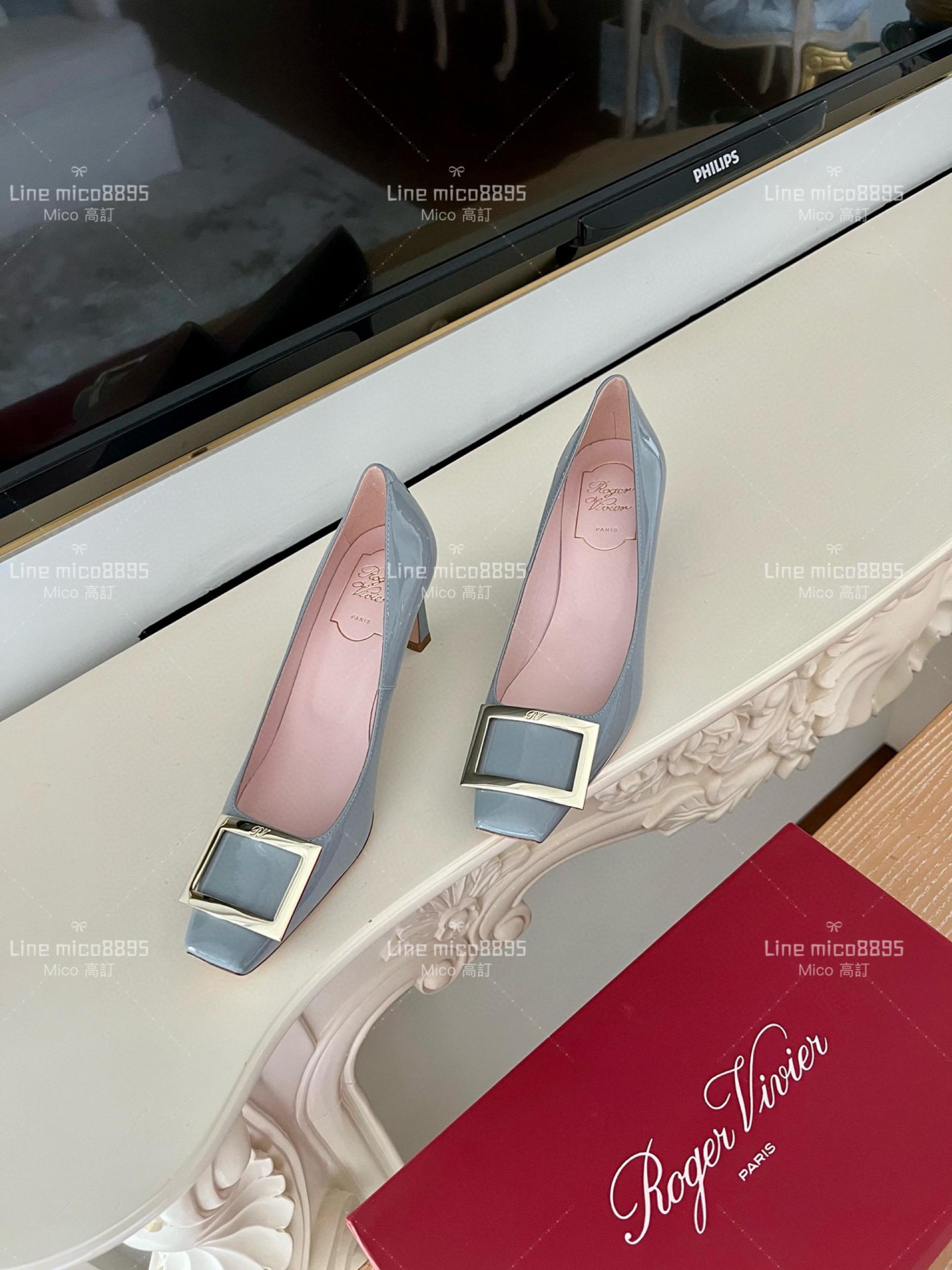 Roger vivier 煙灰色 Belle Trompette 漆皮金屬扣高跟鞋 香蕉跟7cm  35-39