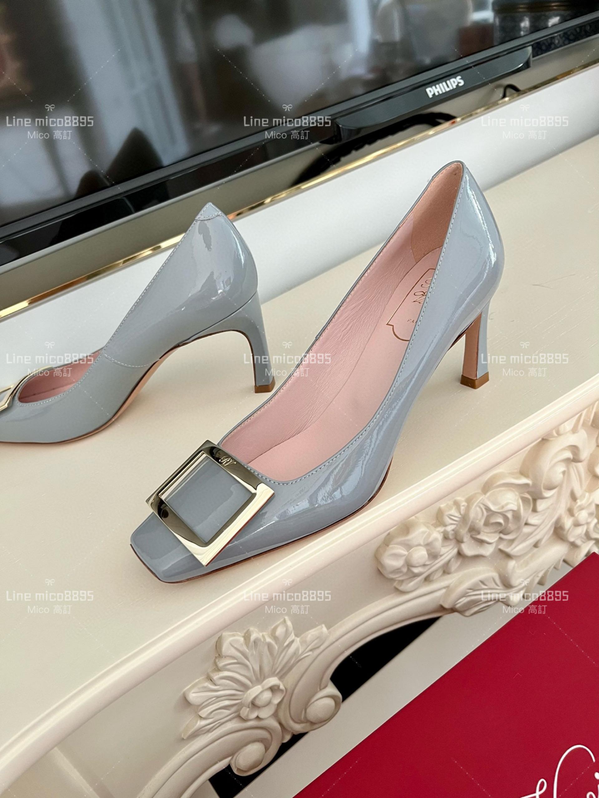 Roger vivier 煙灰色 Belle Trompette 漆皮金屬扣高跟鞋 香蕉跟7cm  35-39