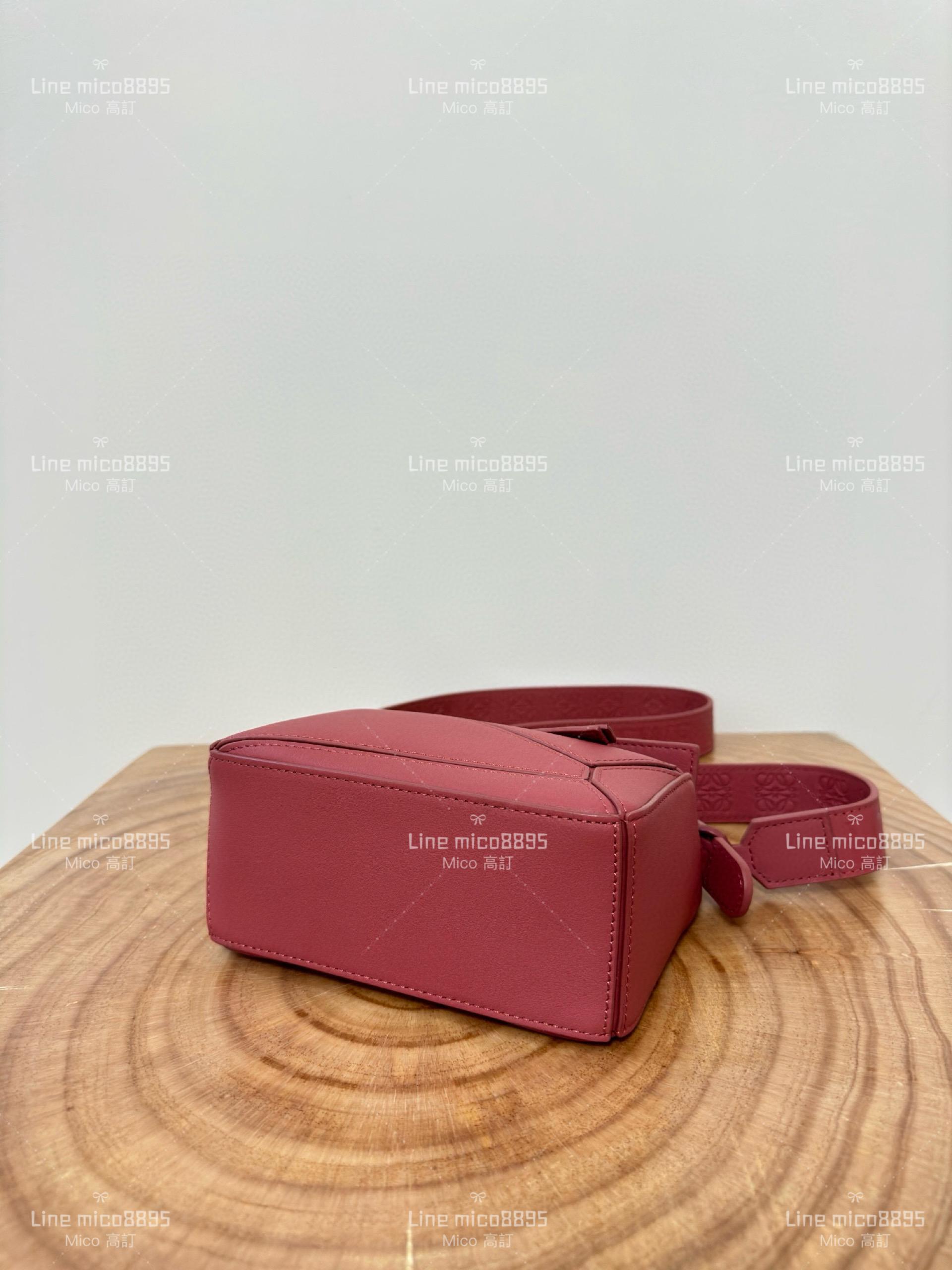 Loewe 經典款 mini puzzle 桃色｜寬肩帶斜跨包 手提包 幾何包 18cm