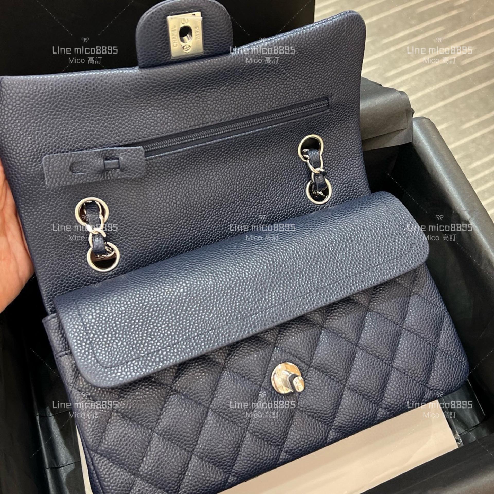 CHANEL Classic Flip Small CF 球紋魚子醬牛皮 海藍色/不車邊/銀釦 23cm