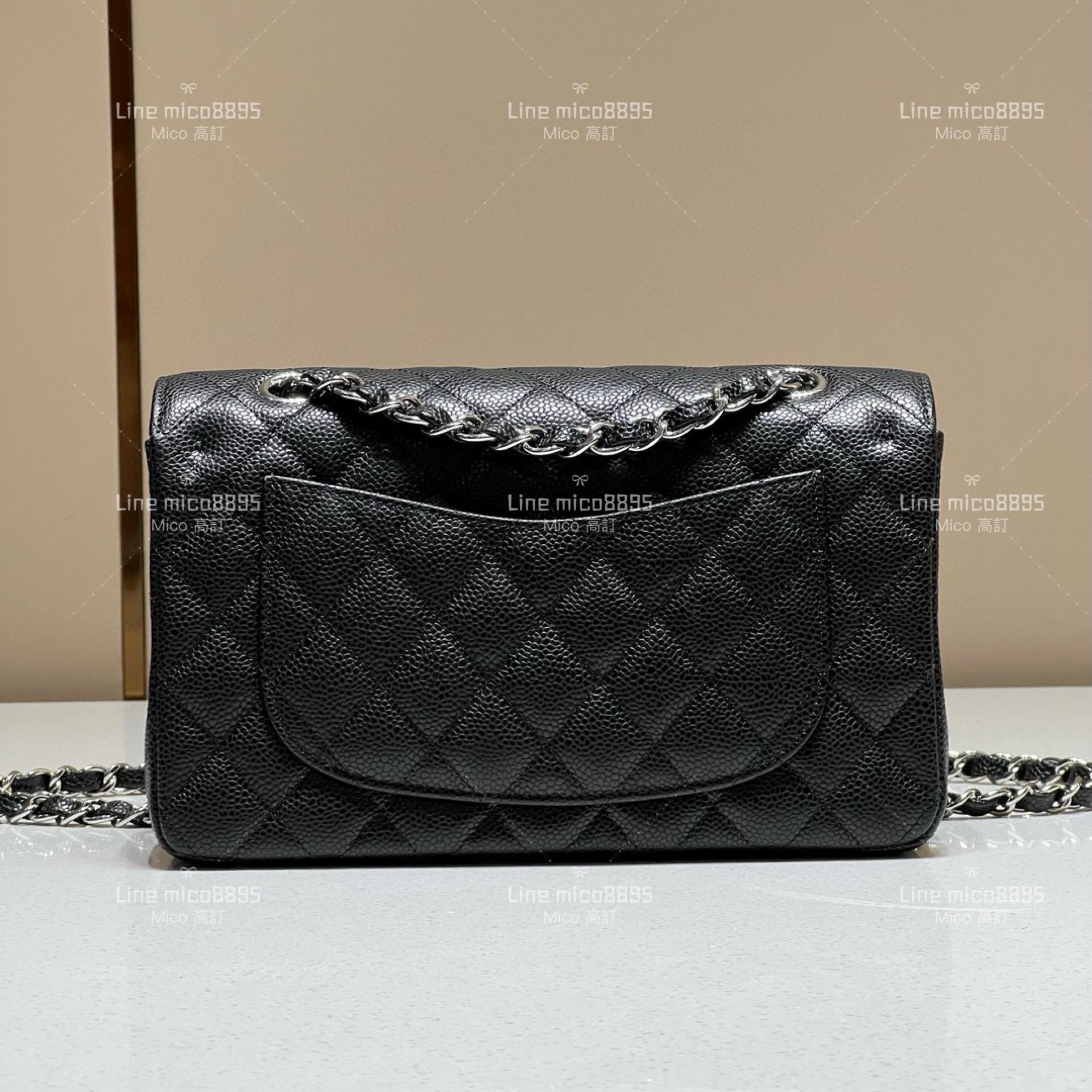 CHANEL Classic Flip Small CF 黑色 經典荔枝紋牛皮/銀釦 23cm