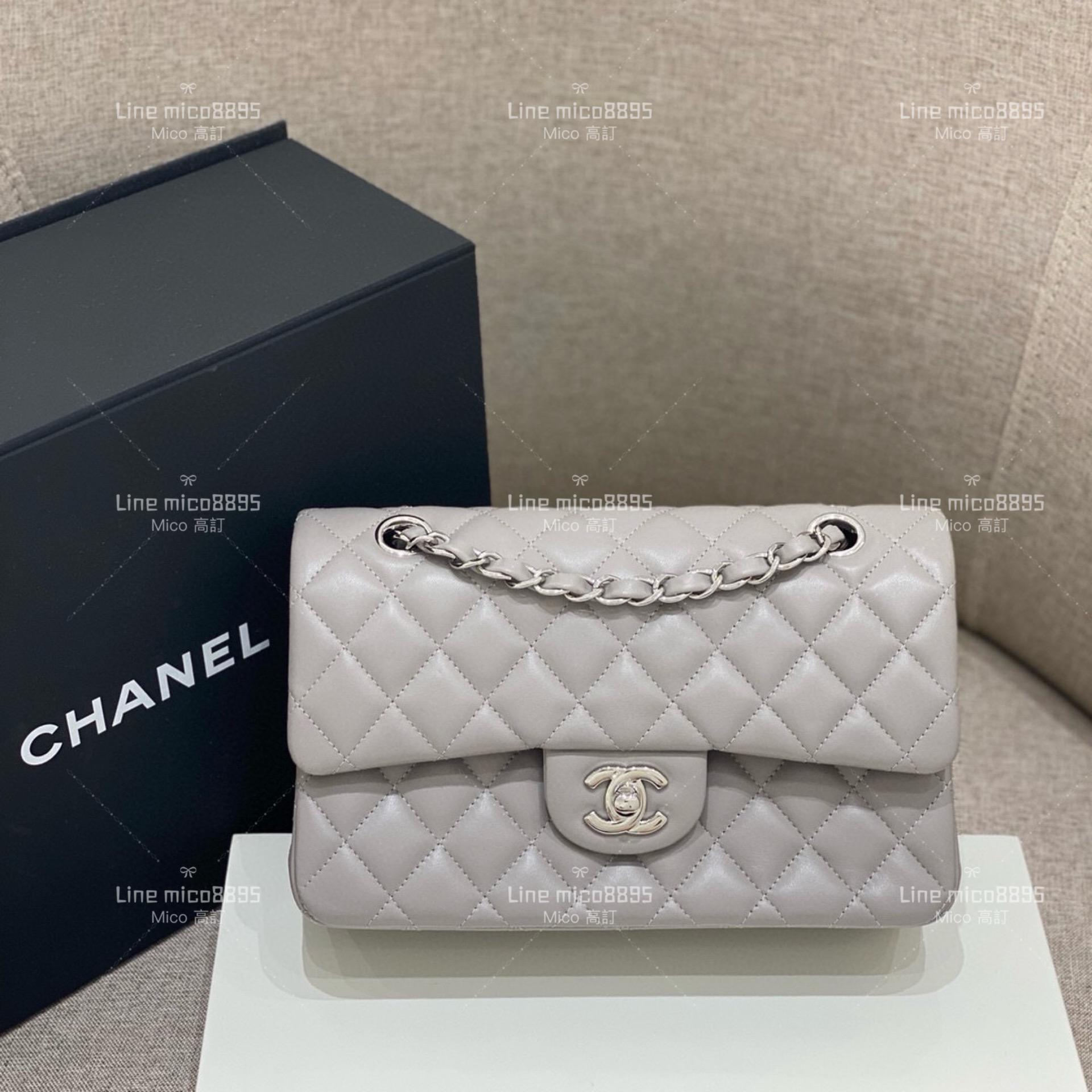 CHANEL Classic Flip Small CF 鴿子灰/羊皮/銀釦 23cm