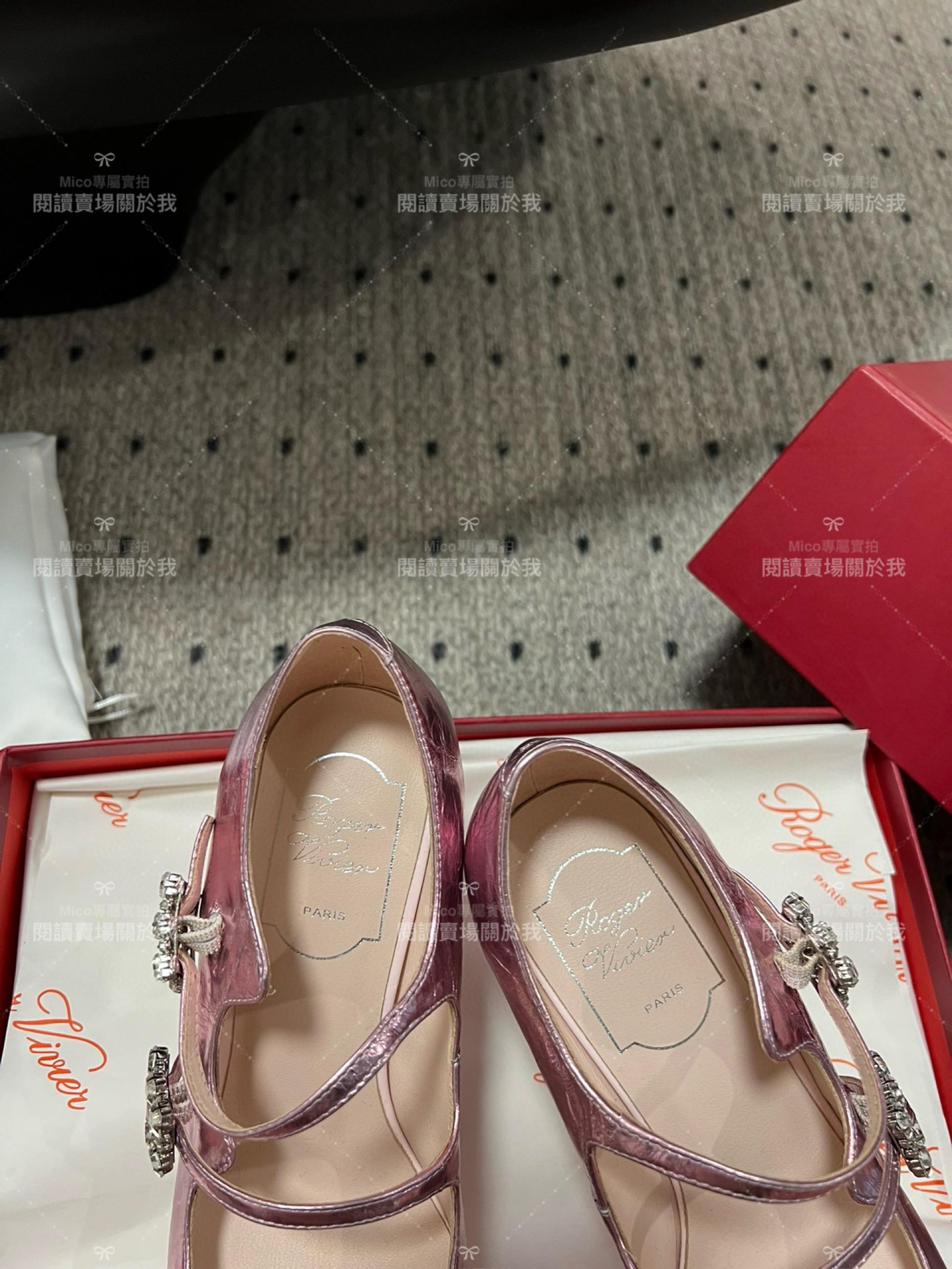 Roger vivier 水鑽釦 瑪莉珍粗跟高跟鞋 金屬粉 RV Tres Vivier mini babies 跟高8.5cm 34-40