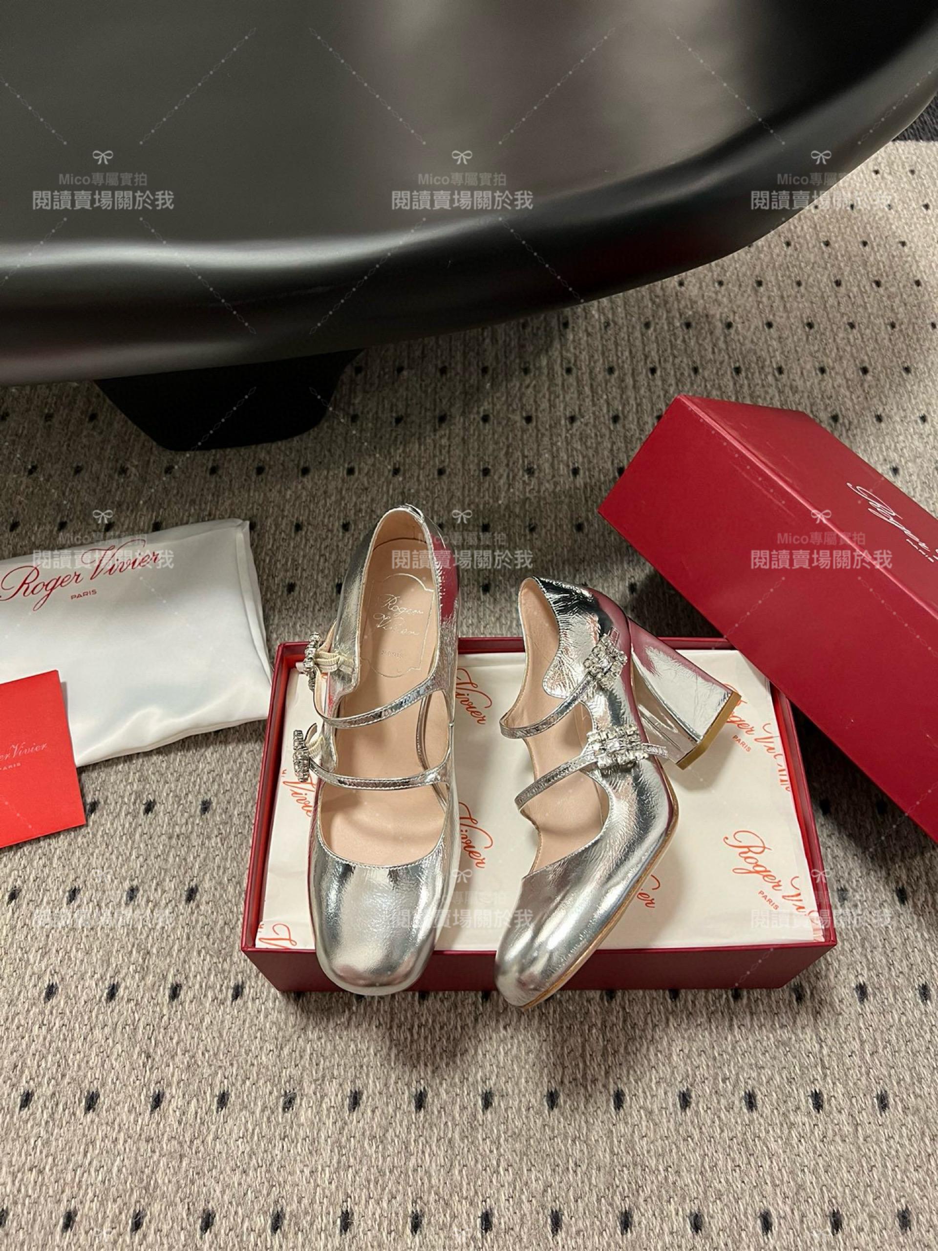 Roger vivier 水鑽釦 瑪莉珍粗跟高跟鞋 金屬銀 RV Tres Vivier mini babies 跟高8.5cm 34-40