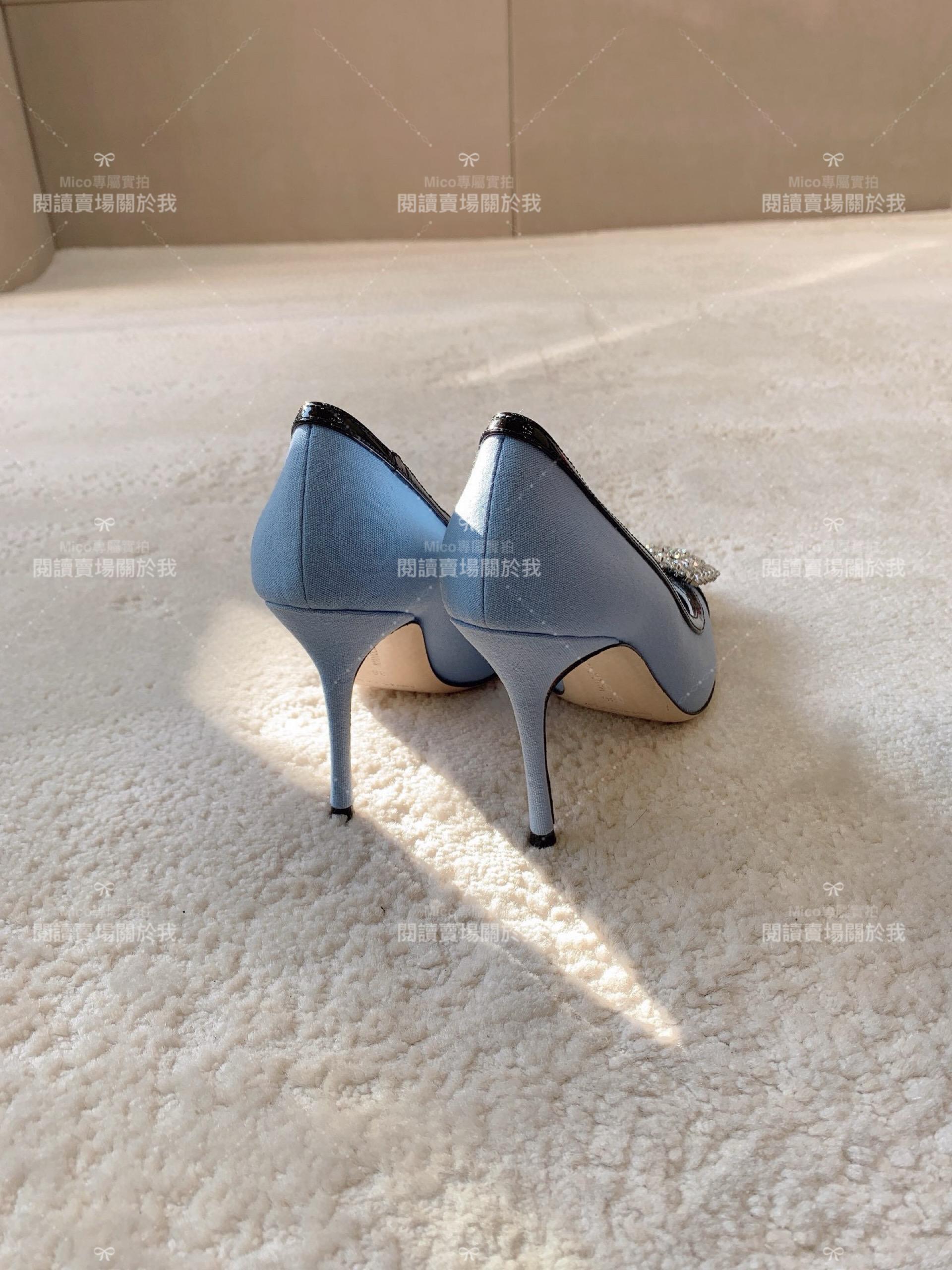 Manolo Blahnik 天藍色 布面 Tuberian 晶飾扣環高跟鞋 跟高10cm 34-41 婚鞋/宴會必備