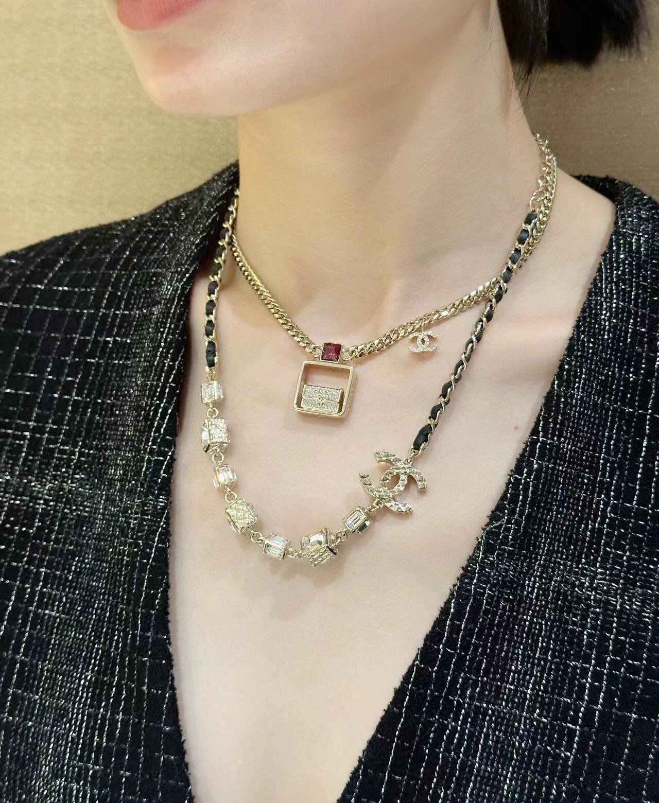 Chanel 多面體金屬菱格冰糖鑽雙C項鍊 choker