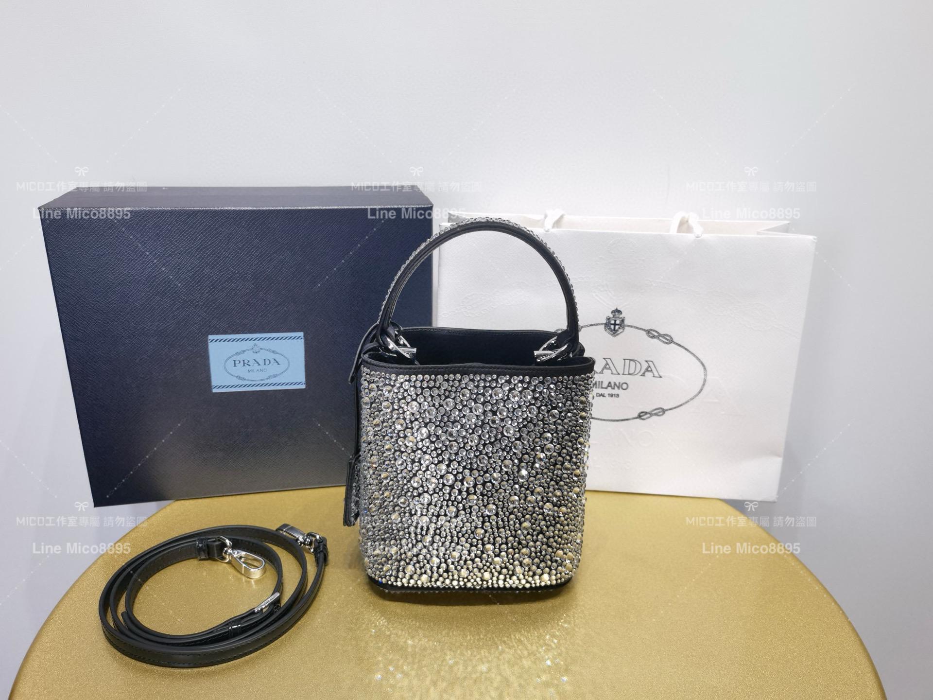 Prada 黑色 水晶裝飾緞面水桶包Panier手袋 肩背手提斜跨包 15cm 宴會必備