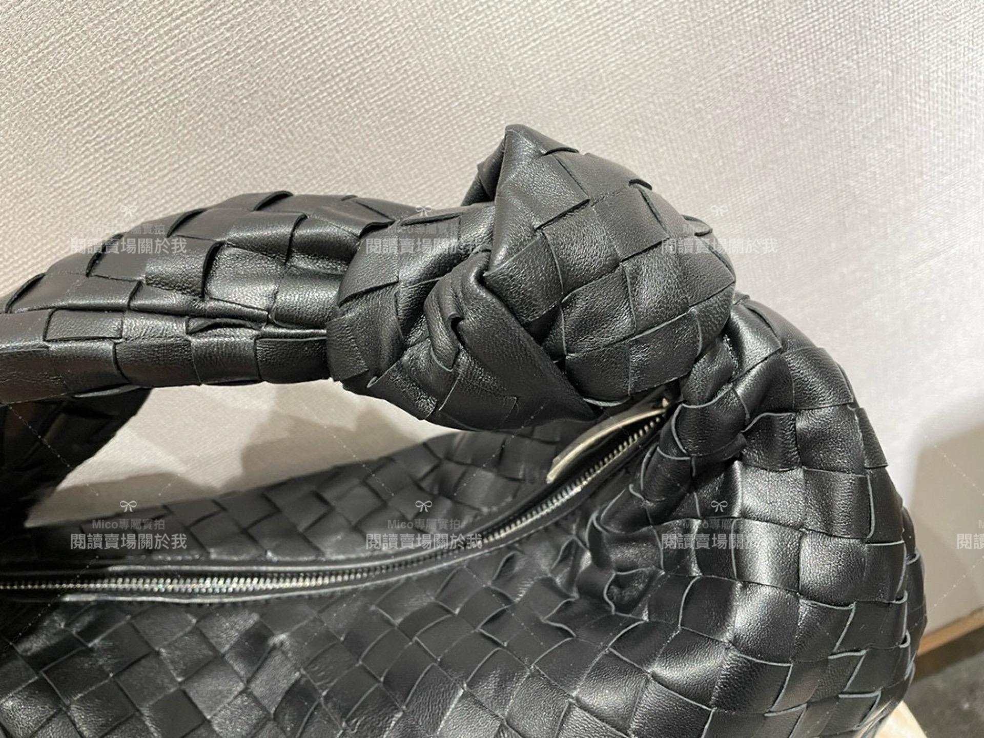 BV BOTTEGA VENETA Black Teen Jodie Bag 中號/36cm 小羊皮編織包/打結包/手提包