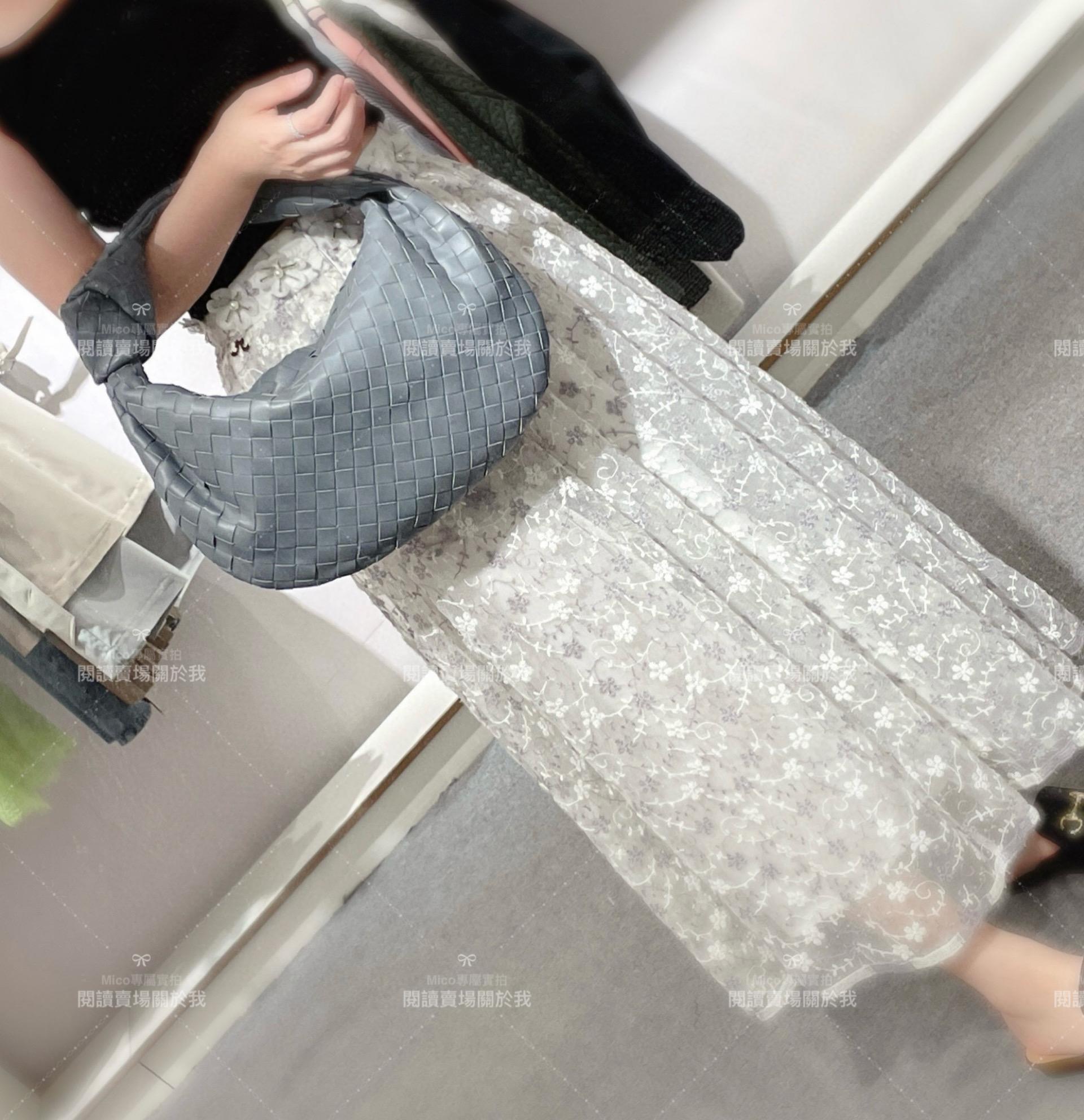 BV BOTTEGA VENETA 深灰 Teen Jodie Bag 中號/36cm 小羊皮編織包/打結包/手提包