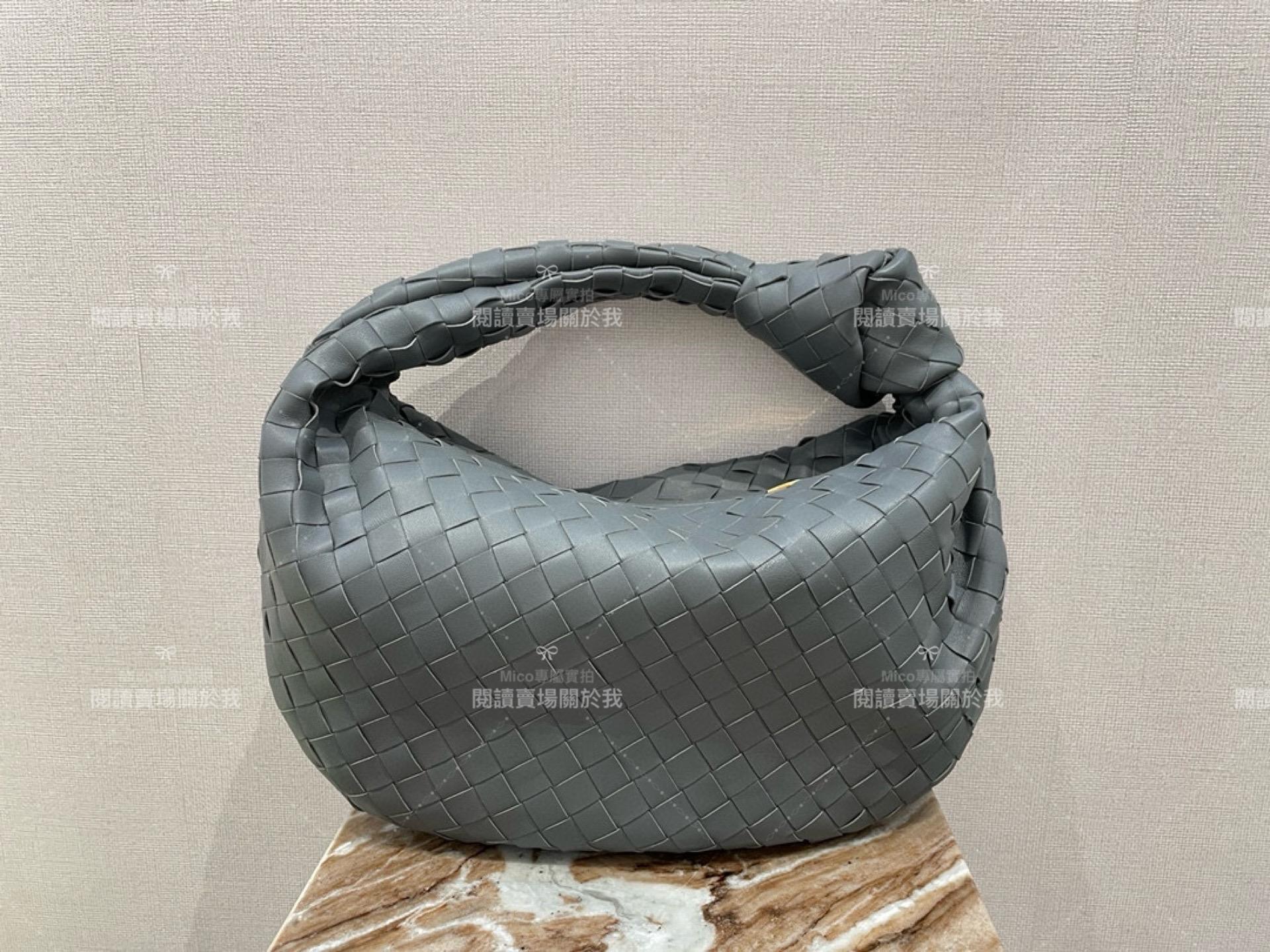 BV BOTTEGA VENETA 深灰 Teen Jodie Bag 中號/36cm 小羊皮編織包/打結包/手提包