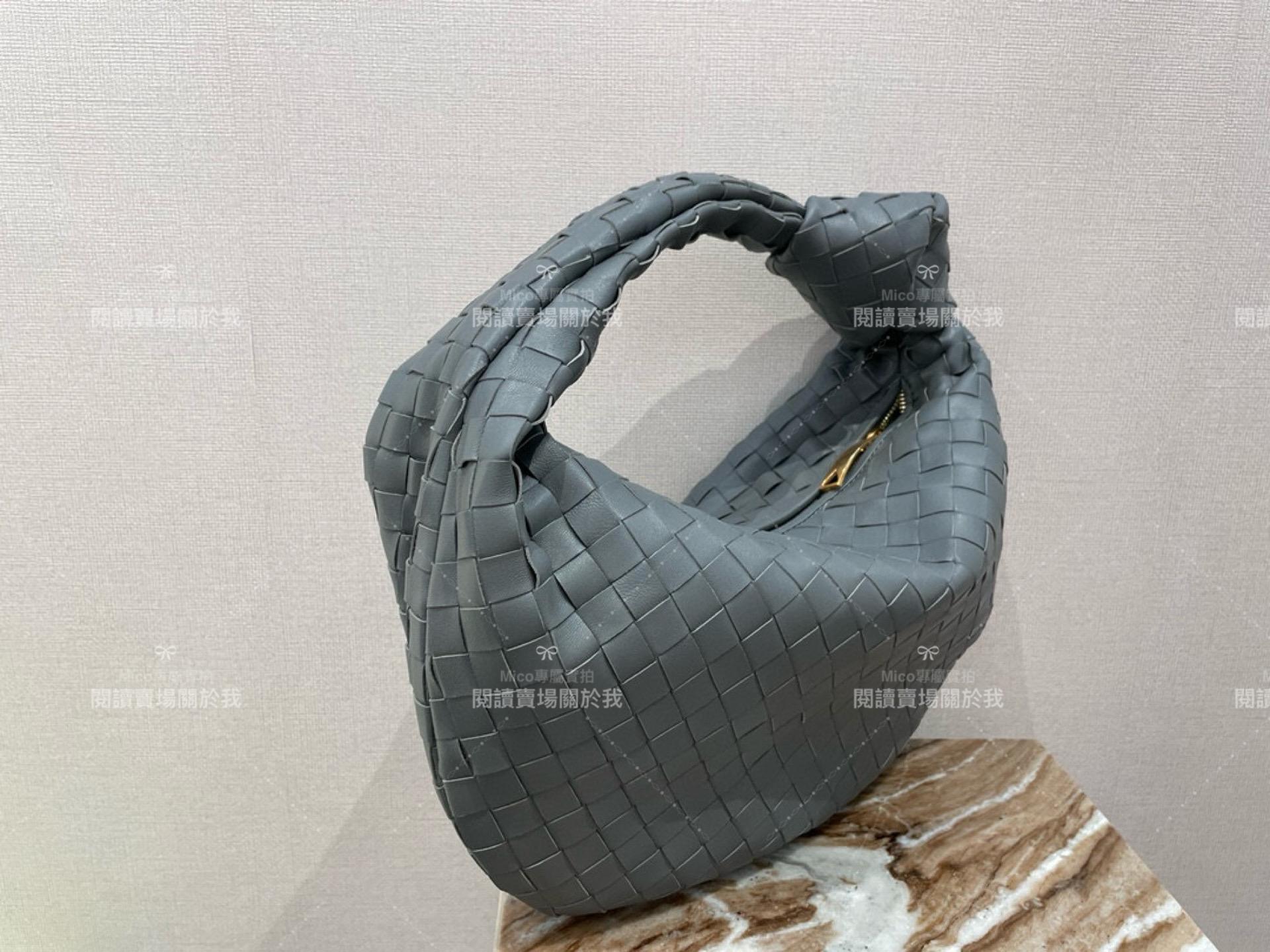 BV BOTTEGA VENETA 深灰 Teen Jodie Bag 中號/36cm 小羊皮編織包/打結包/手提包