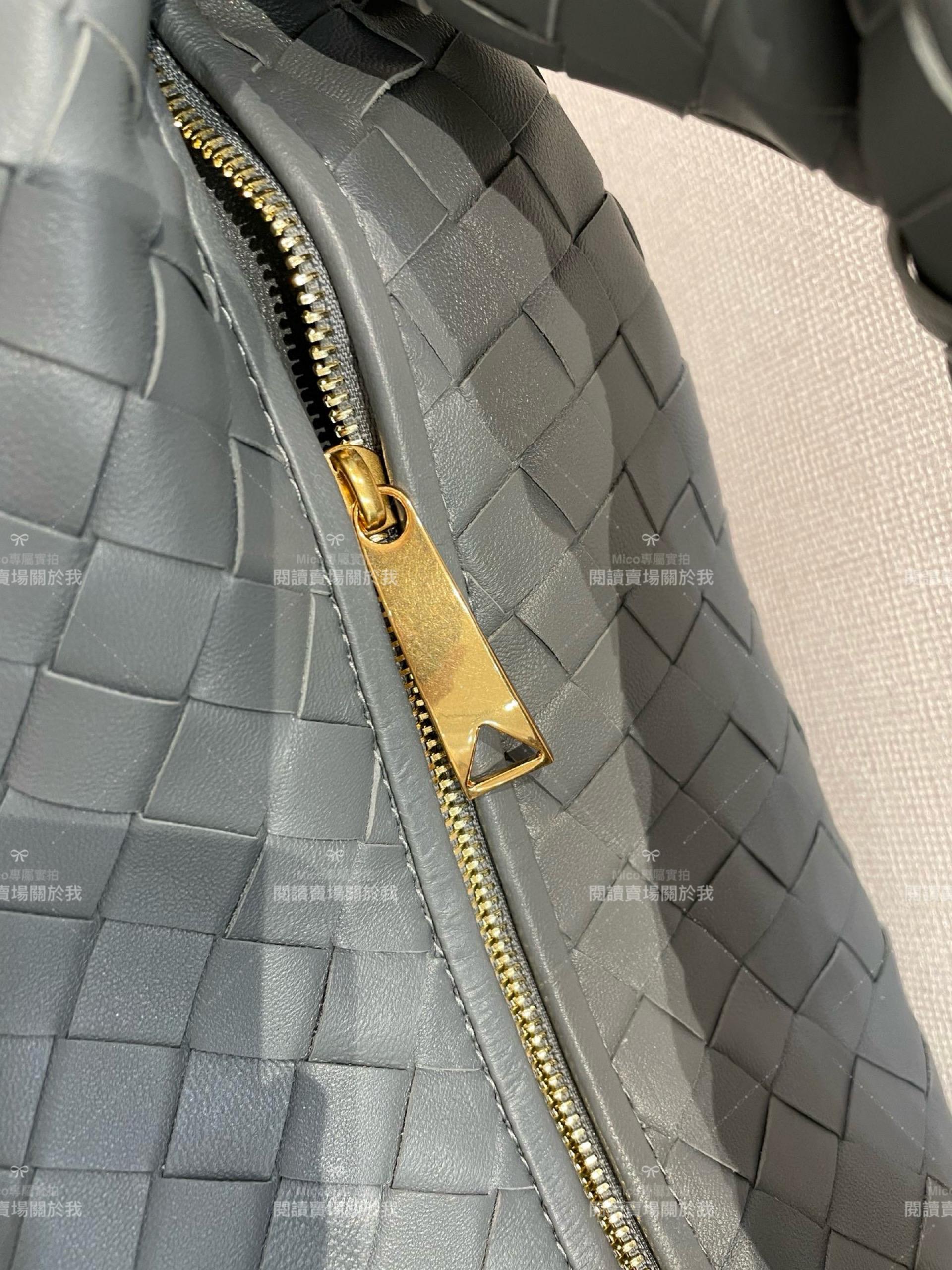 BV BOTTEGA VENETA 深灰 Teen Jodie Bag 中號/36cm 小羊皮編織包/打結包/手提包