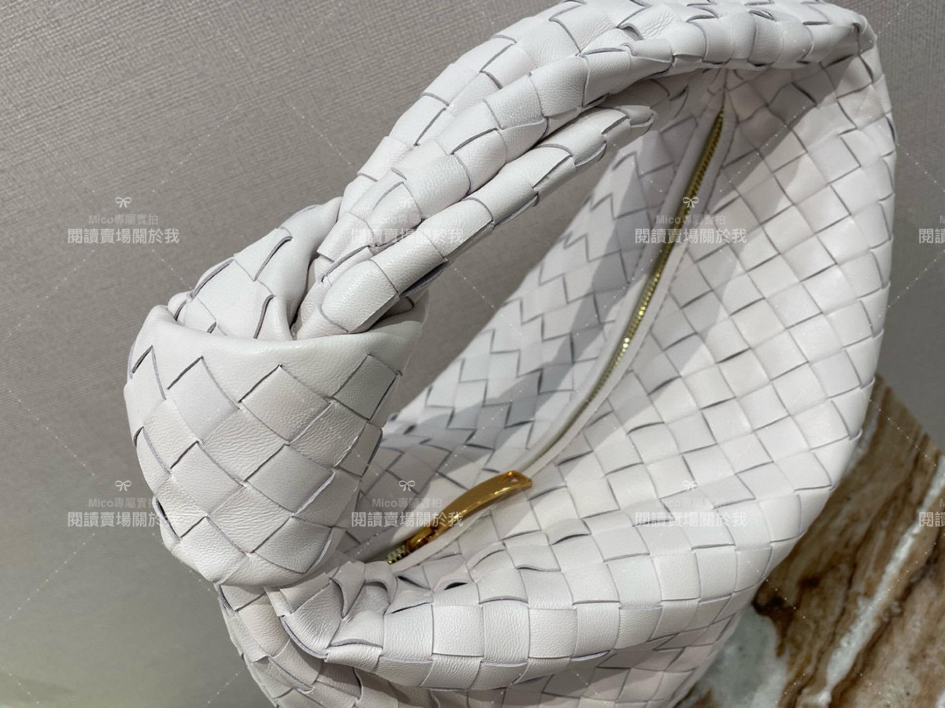 BV BOTTEGA VENETA 白色 Teen Jodie Bag 中號/36cm 小羊皮編織包/打結包/手提包