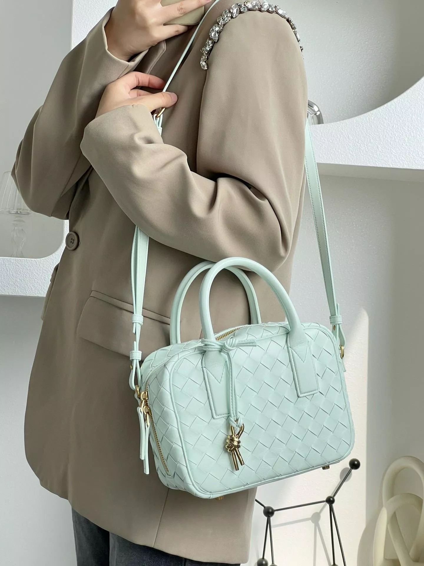 Bottega Veneta 冰藍色 Small Getaway小號羊皮編織手提袋 23.5cm