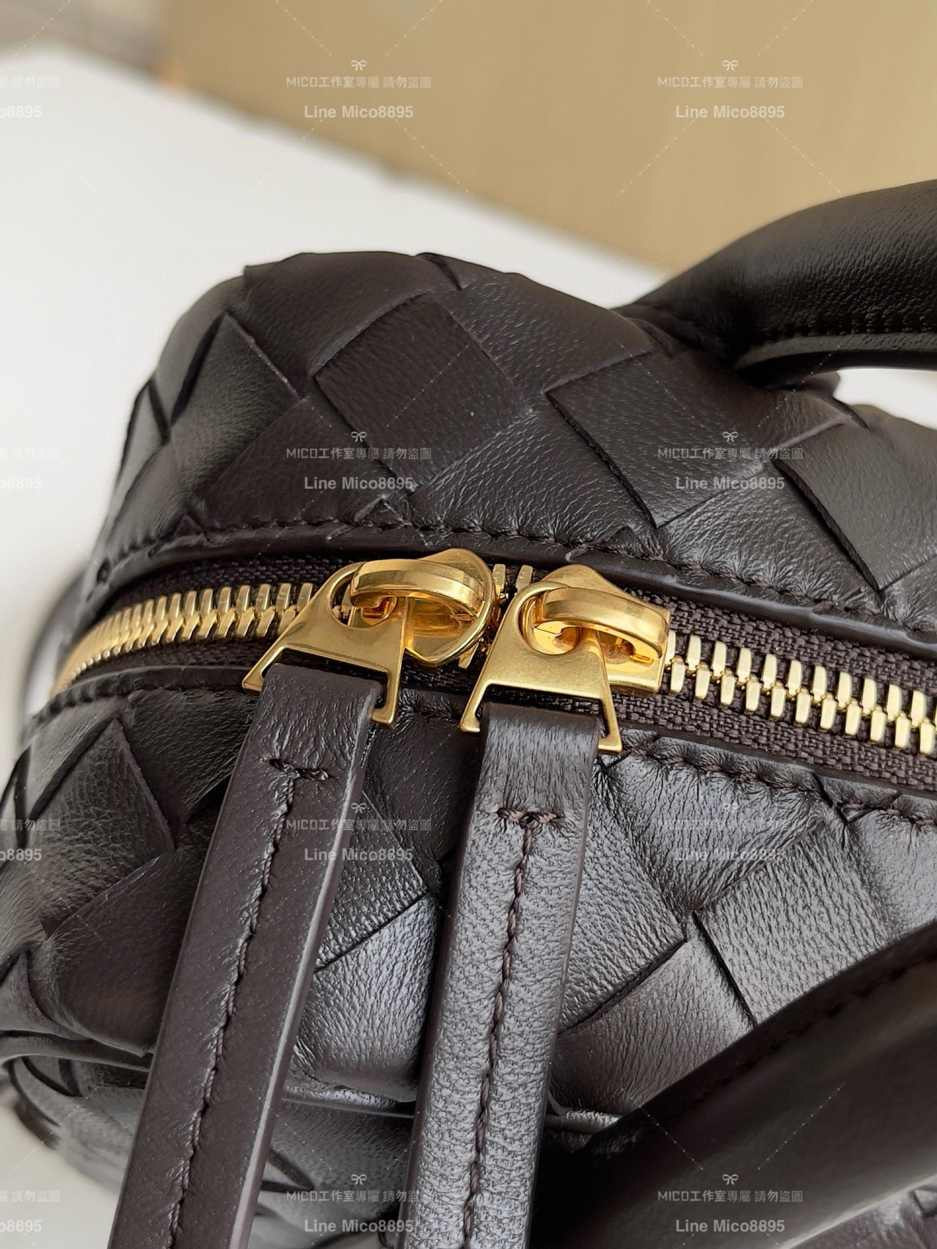 Bottega Veneta 新款 巧克力棕 Small Getaway小號羊皮編織手提袋 23.5cm