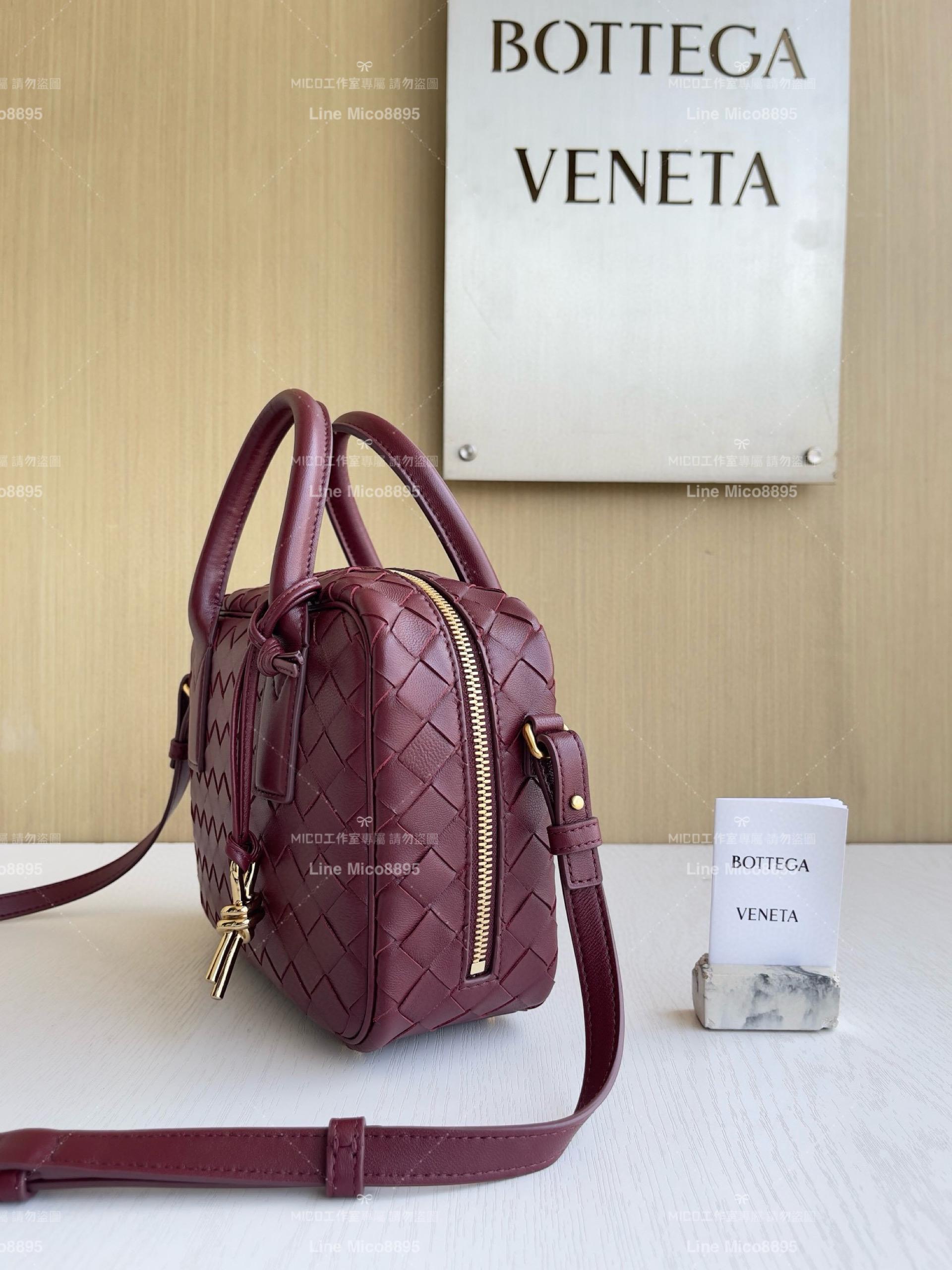 Bottega Veneta 酒紅 Small Getaway小號羊皮編織手提袋 23.5cm