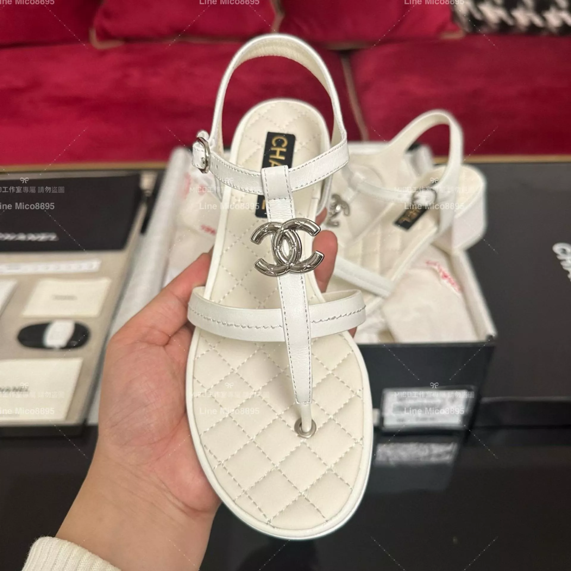 Chanel 香奈兒 春夏雙C銀釦夾腳涼鞋 白色 35-40