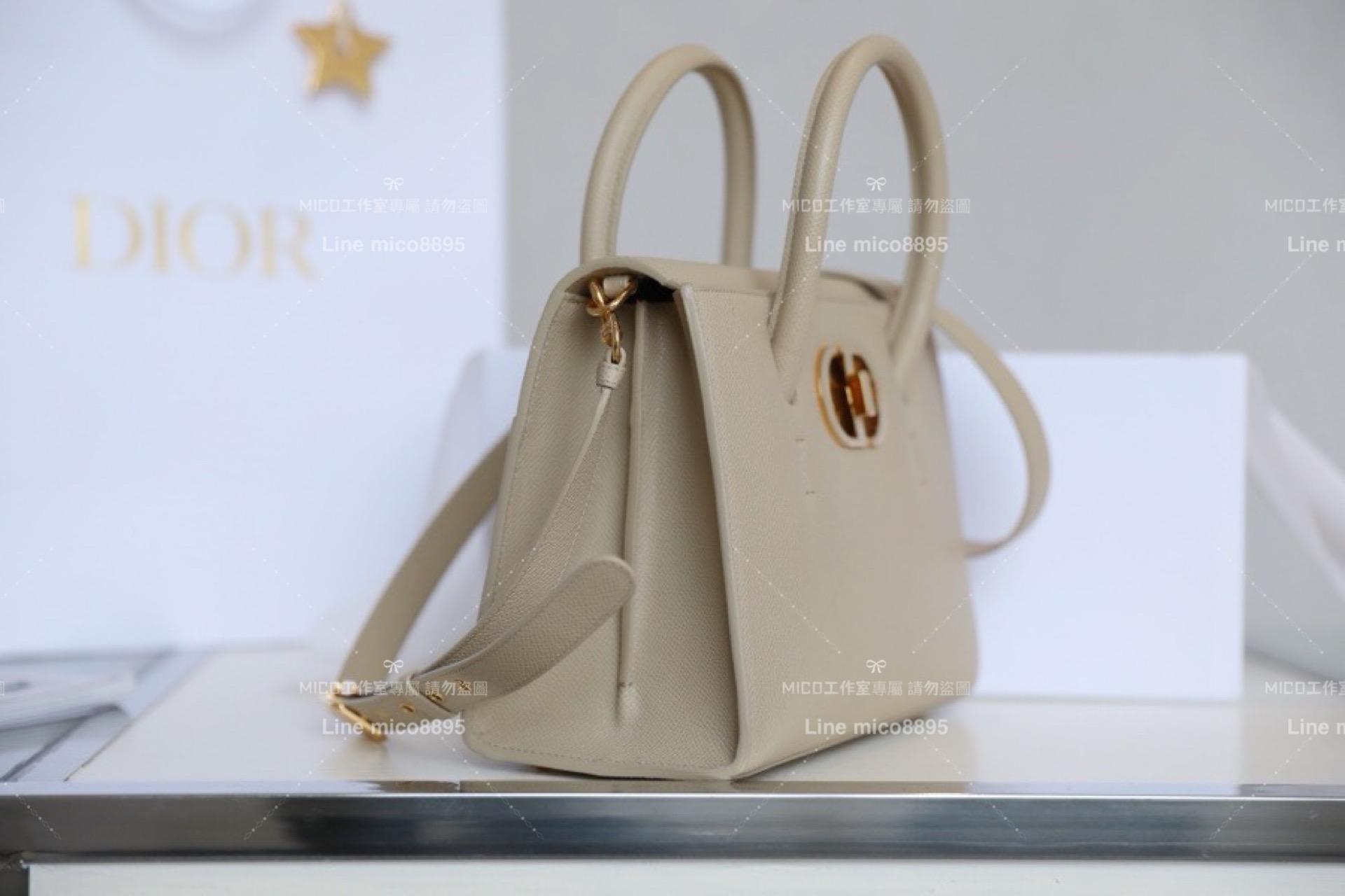 Dior 杏色 30 Montaigne手提包 公事包 可調節皮革肩背帶 25cm