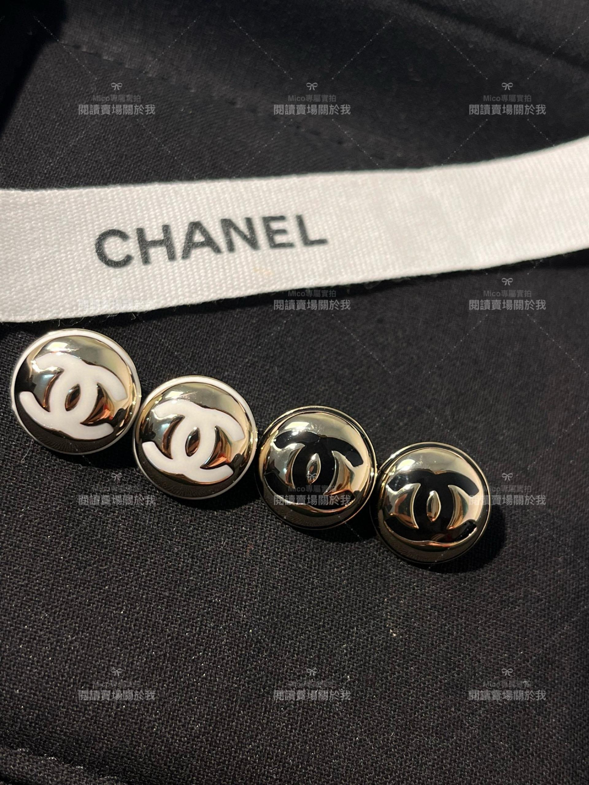 CHANEL mini黑白中古小糖豆金屬雙C黑白熊貓配色方形雙C耳釘 （下單備註顏色）