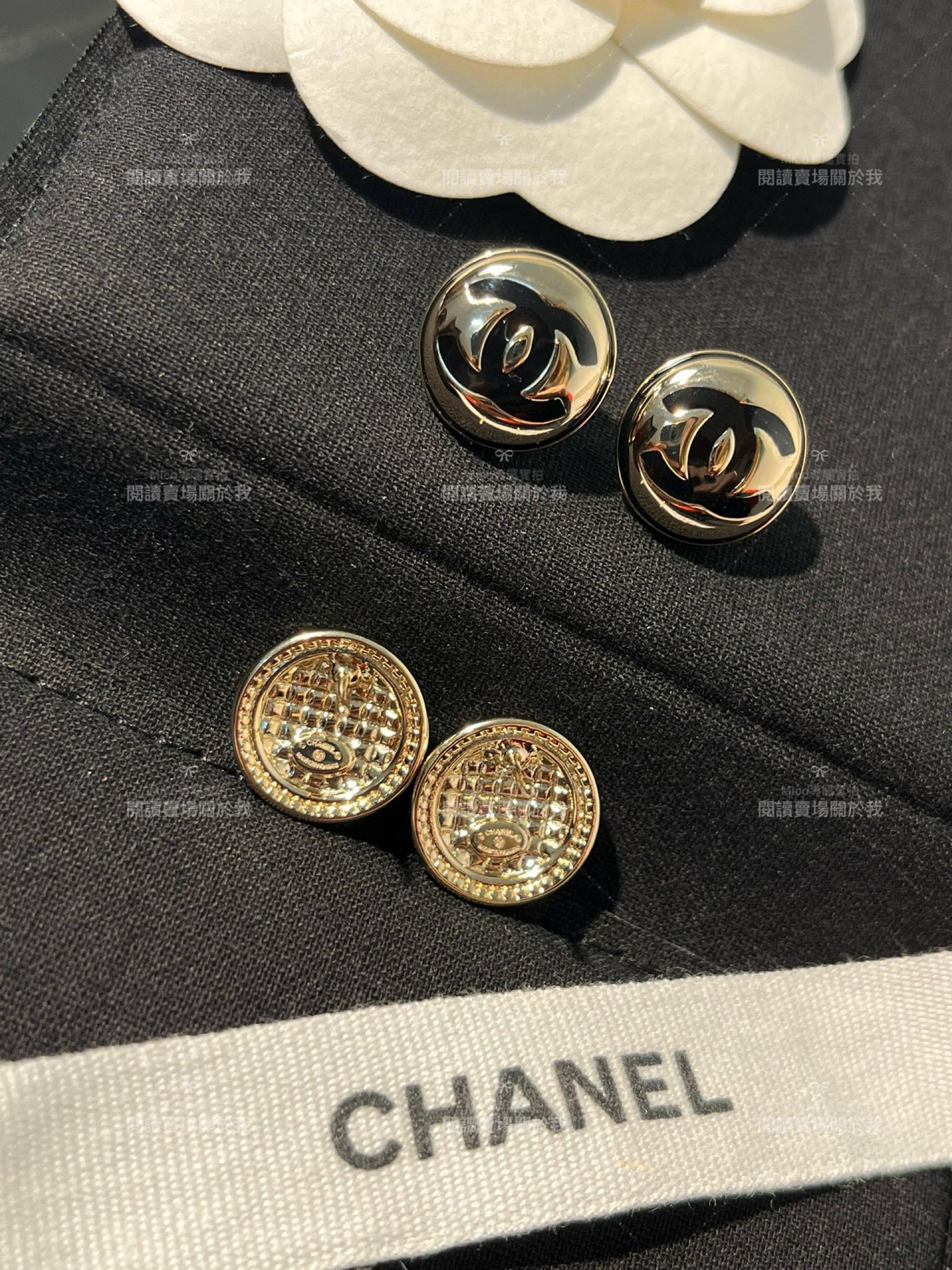 CHANEL mini黑白中古小糖豆金屬雙C黑白熊貓配色方形雙C耳釘 （下單備註顏色）