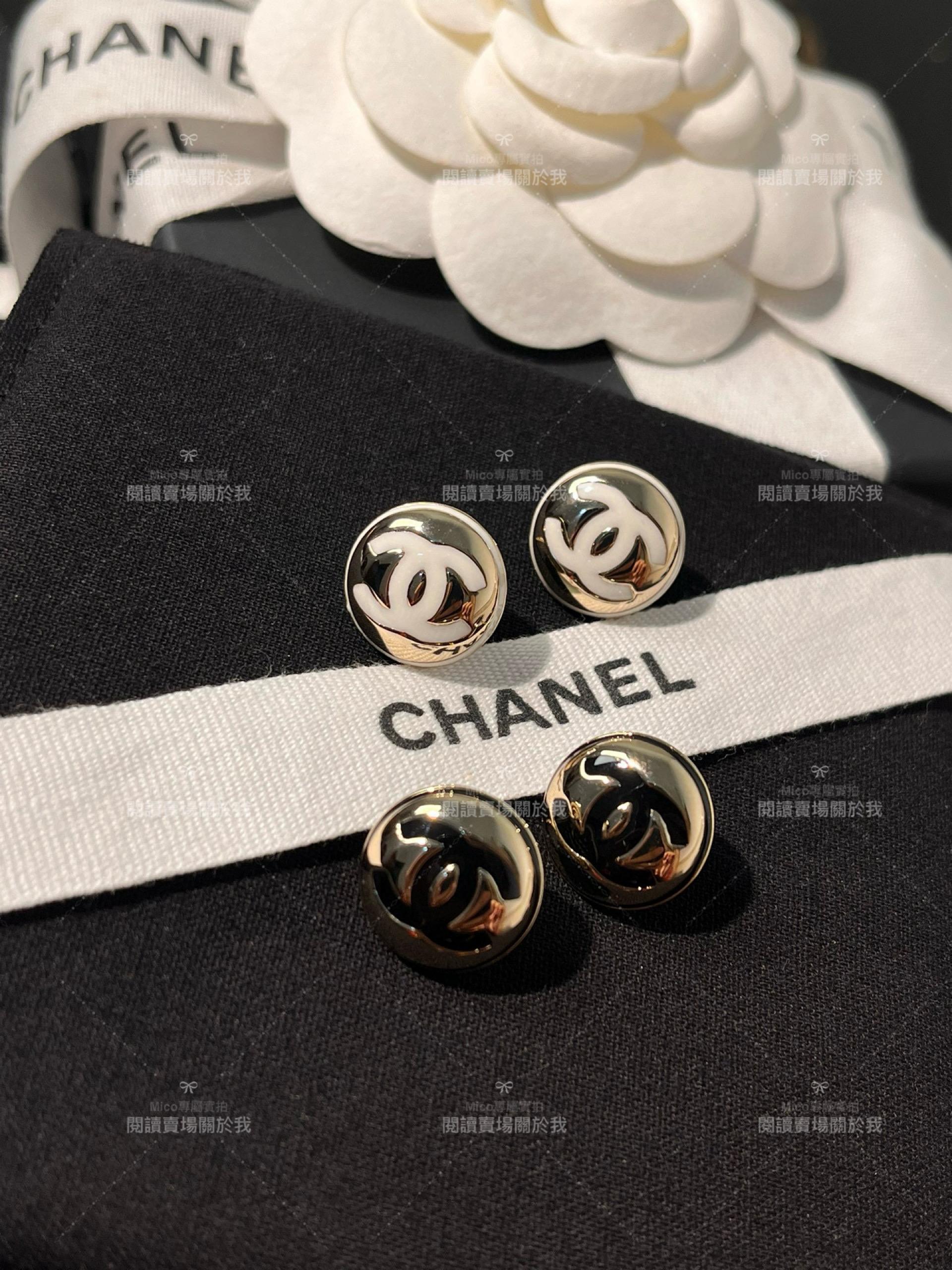 CHANEL mini黑白中古小糖豆金屬雙C黑白熊貓配色方形雙C耳釘 （下單備註顏色）