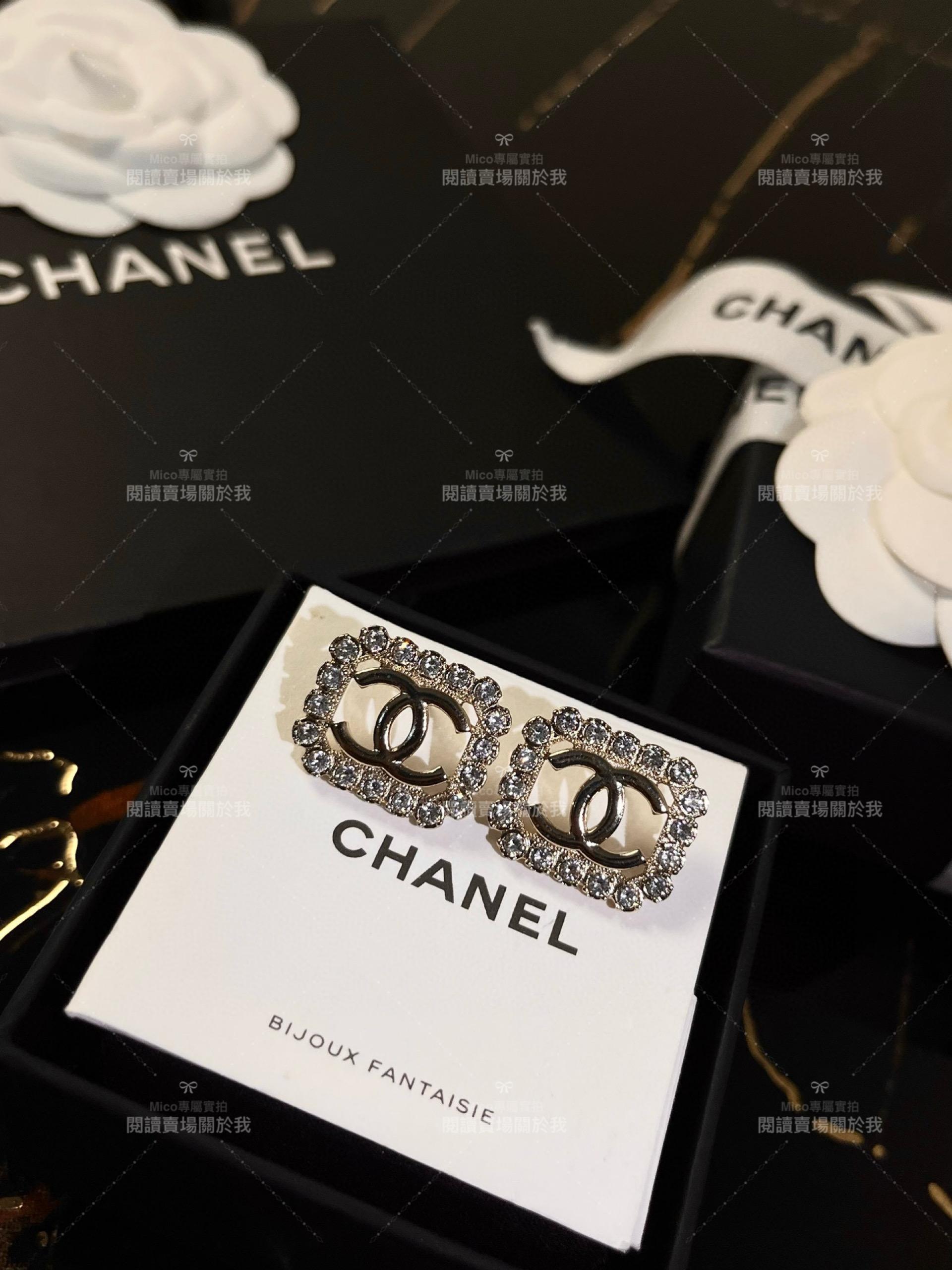 chanel 鏤空長方形邊框圓鑽雙C耳釘/耳環