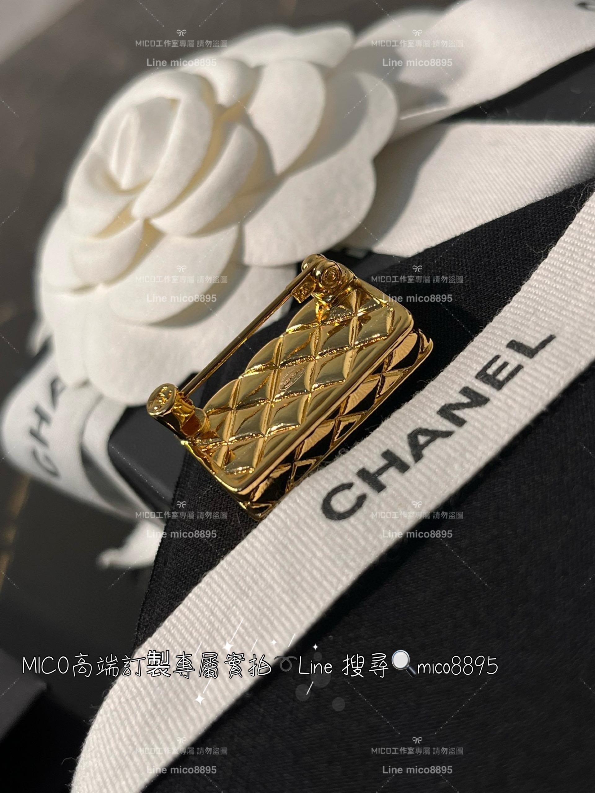 chanel vintage金色立體菱格紋金屬包包胸針 CF造型胸針