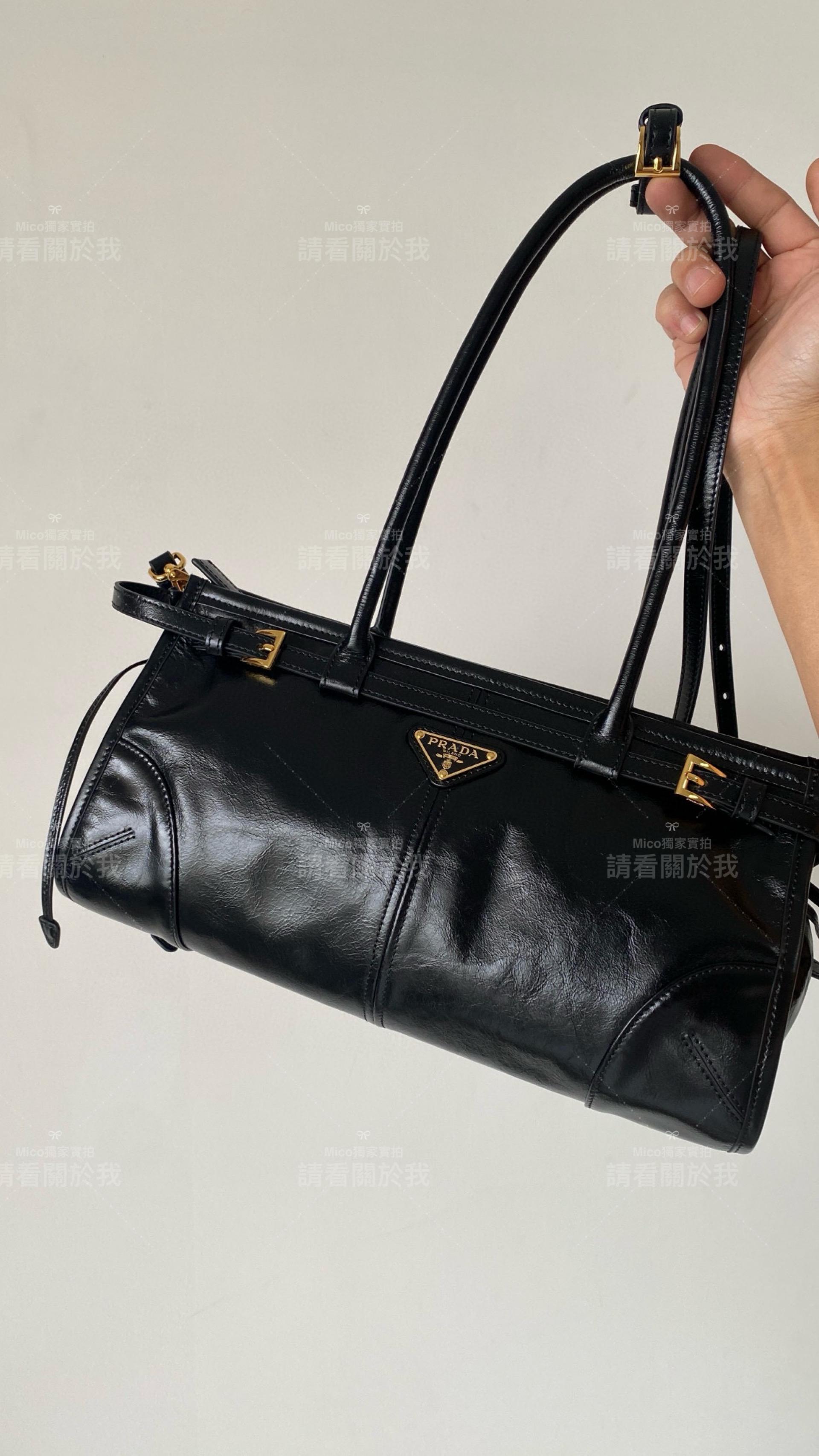 PRADA 普拉達 長柄款 Lux soft Bag 黑色油蠟皮革 小號尺寸：32*15.5*12 上班族推薦款