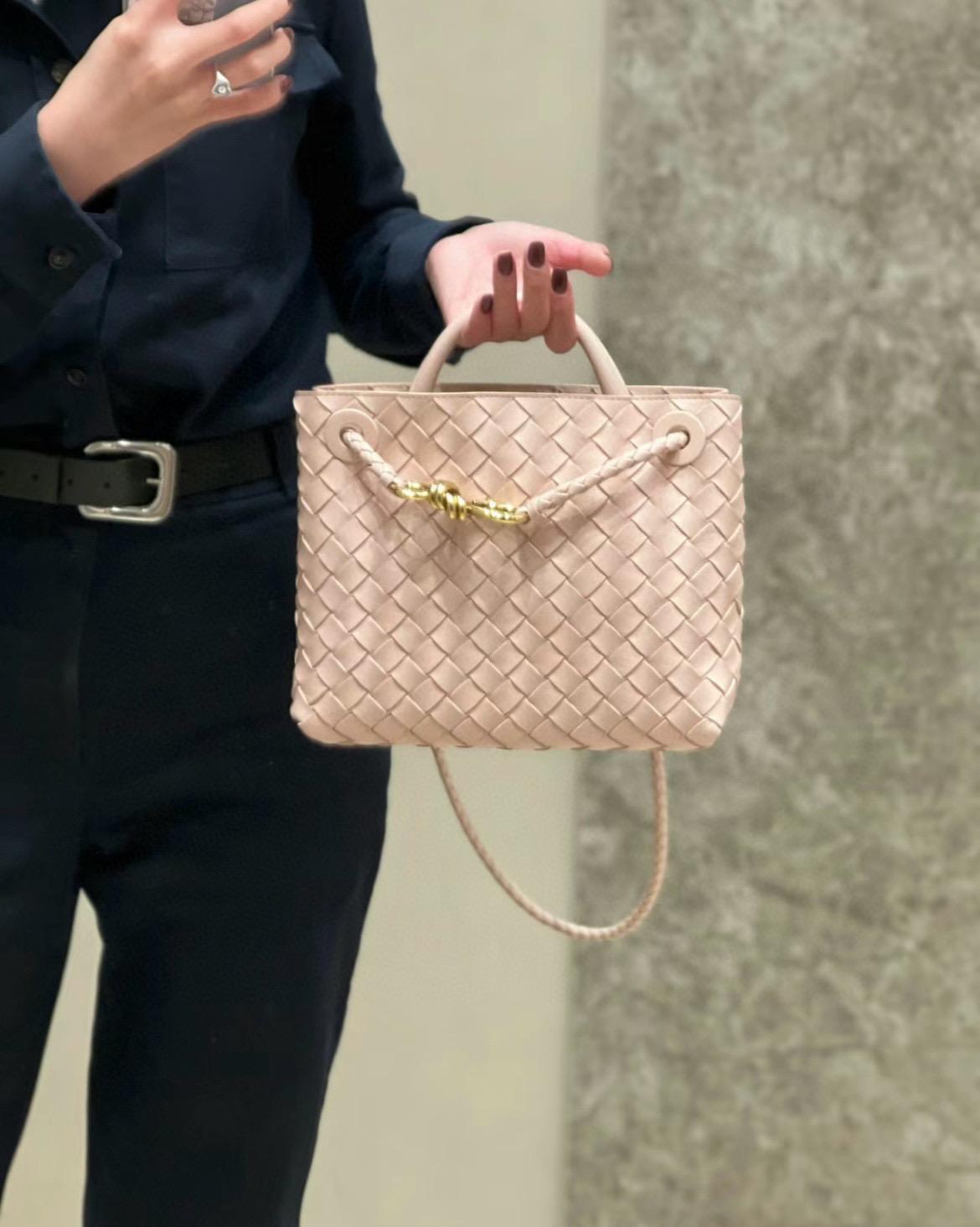 BOTTEGA VENETA 編織羊皮 蓮花粉 SMALL小號 ANDIAMO 編織包手袋 25cm