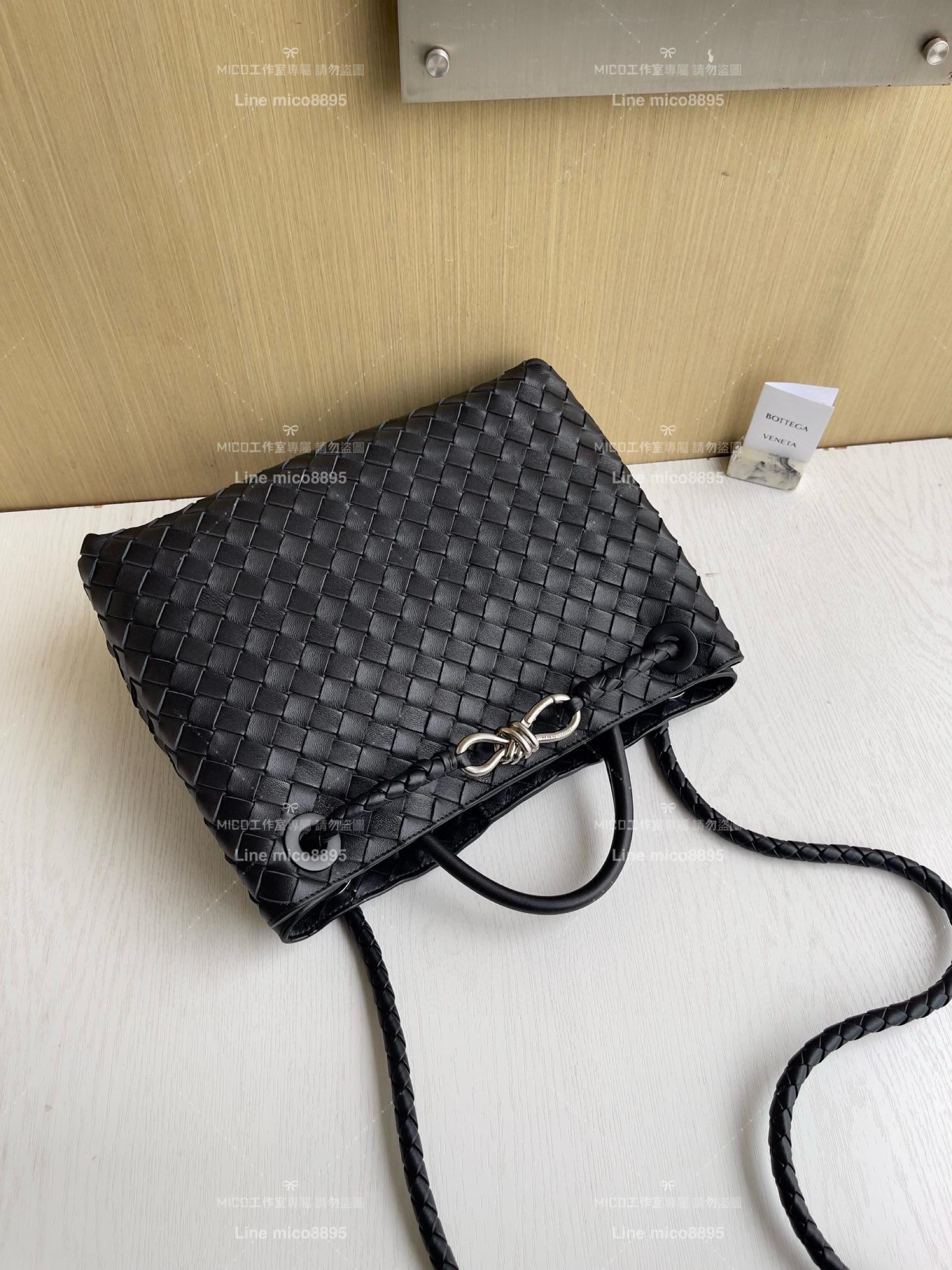 BOTTEGA VENETA 黑色銀釦 BV 編織小羊皮中號Andiamo手提包/肩背包 老錢風穿搭 32.5cm