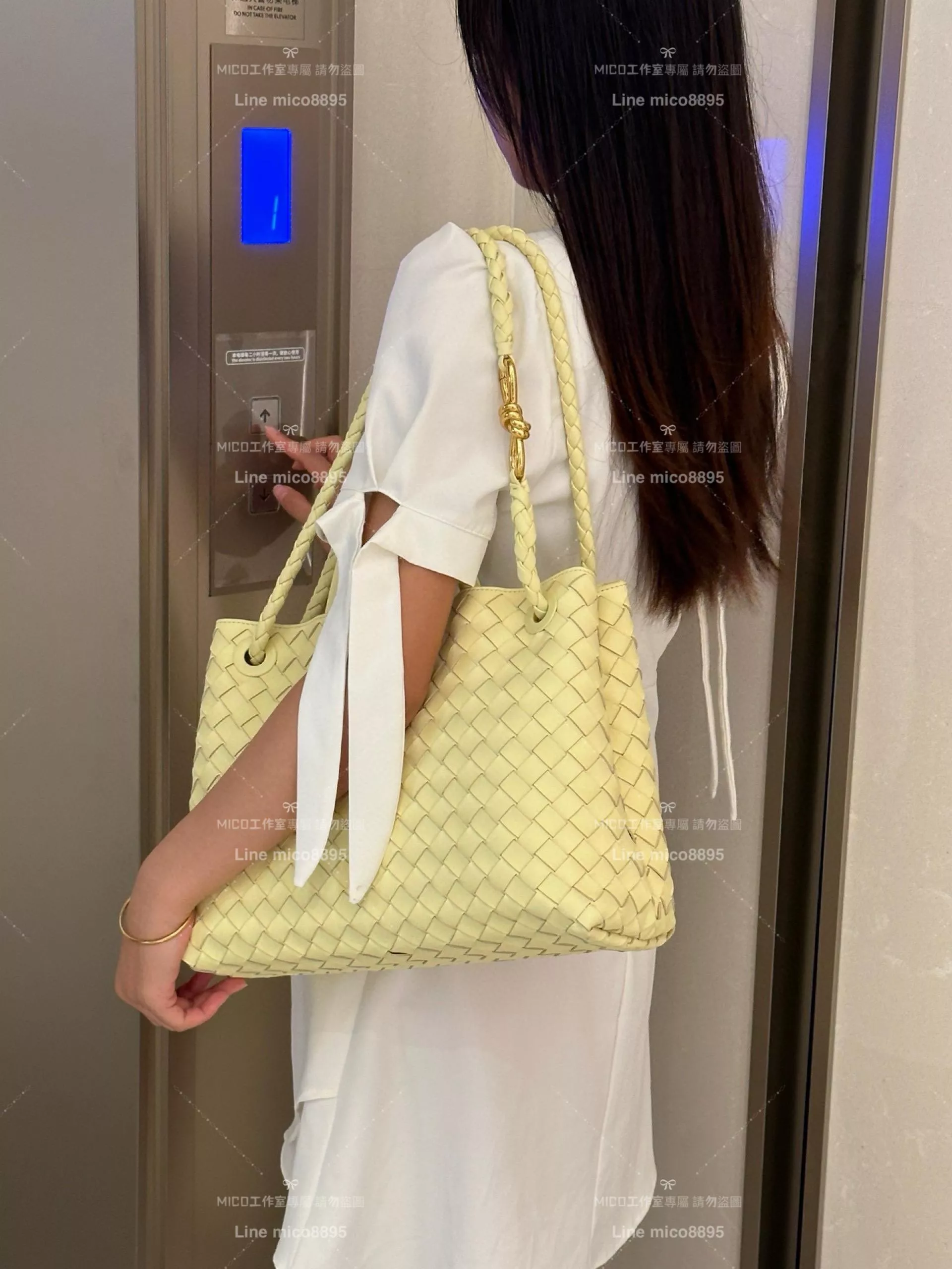 BOTTEGA VENETA BV 冰淇淋黃 編織小羊皮中號Andiamo手提包/肩背包 老錢風穿搭 32.5cm
