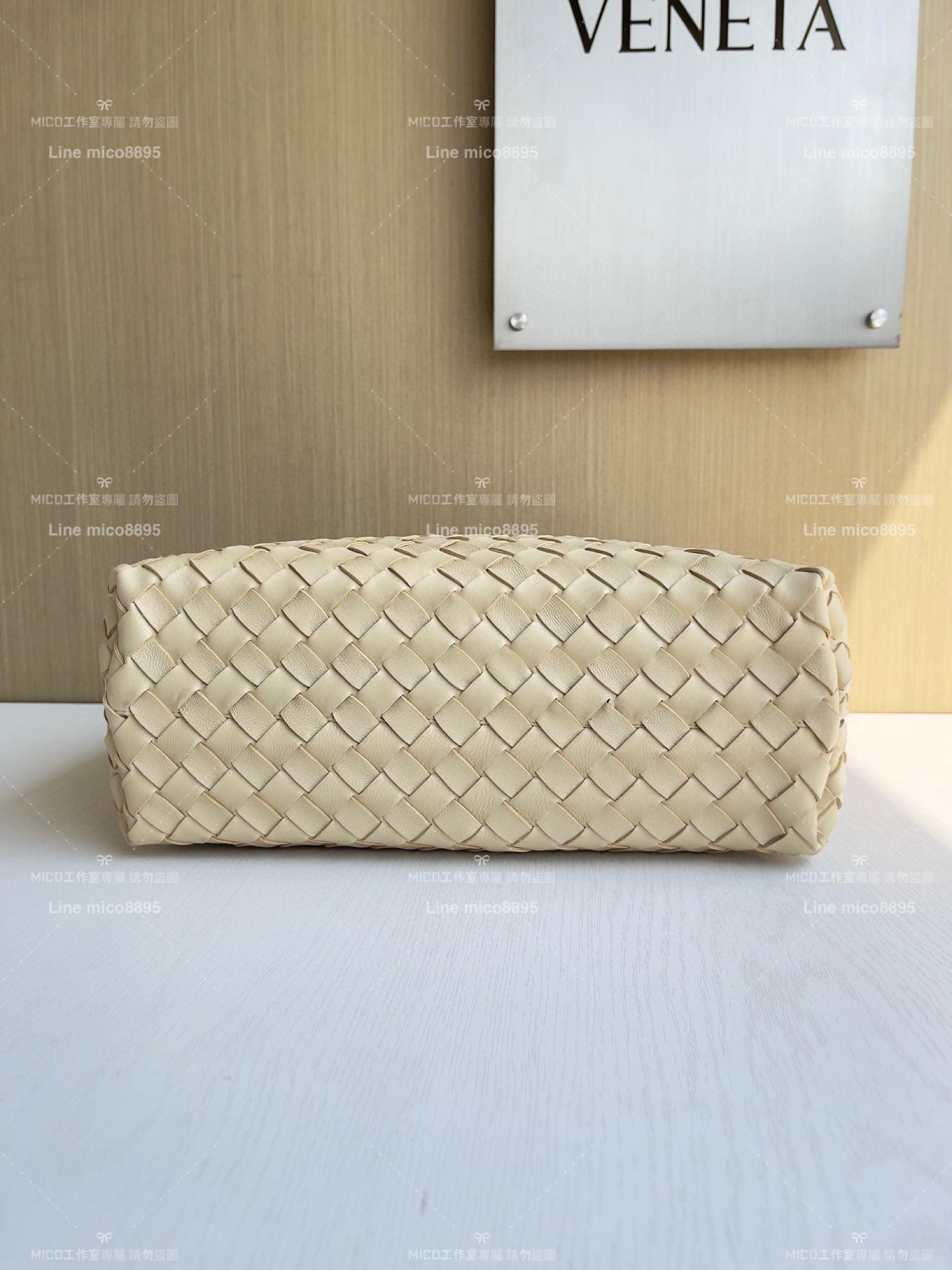 BOTTEGA VENETA BV 燕麥色編織小羊皮中號Andiamo手提包/肩背包/托特包 老錢風穿搭 32.5cm